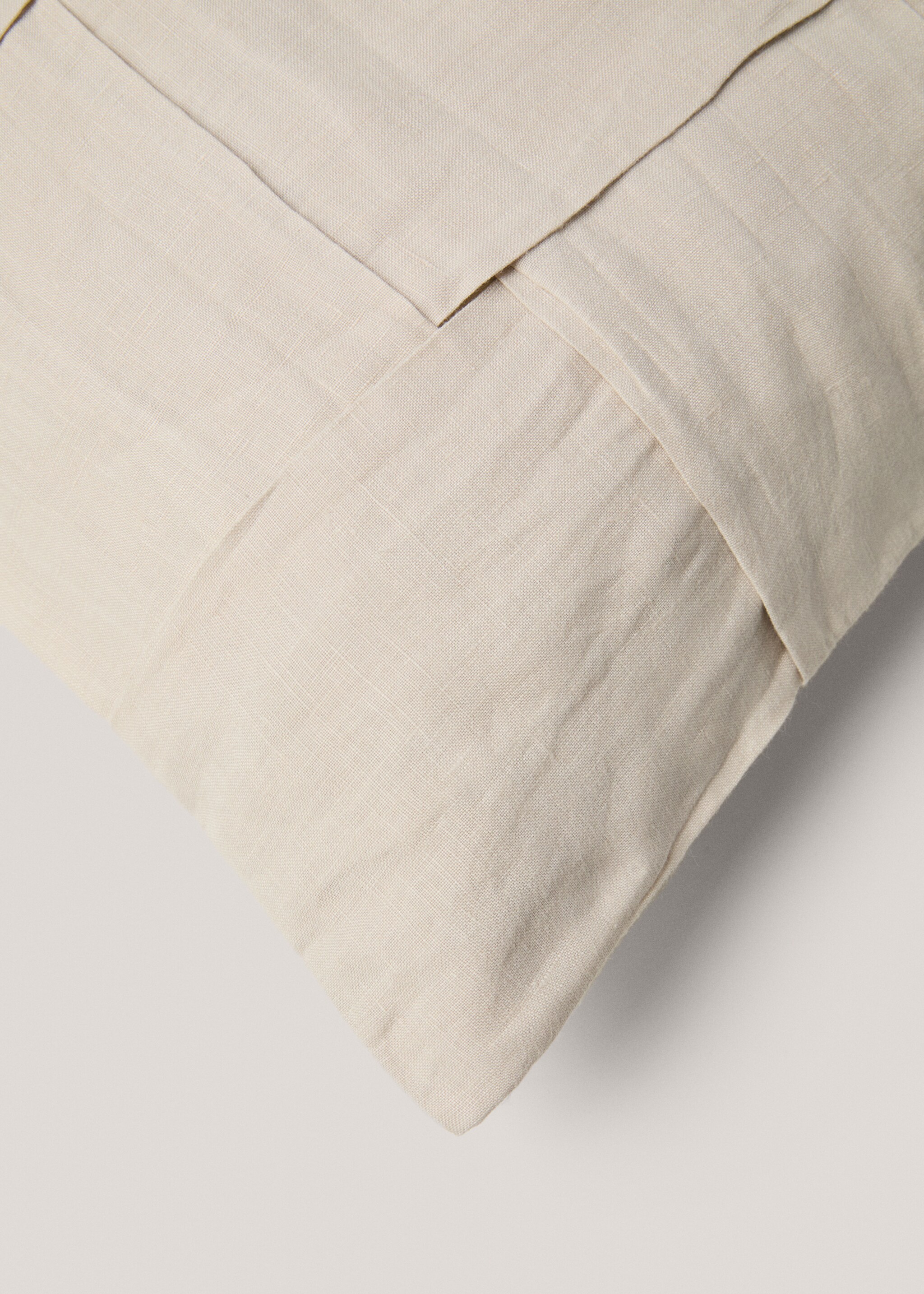 Leinen-Kissenbezug in Flechtoptik - Detail des Artikels 2, Sandfarben. Ref: 77051015-00.