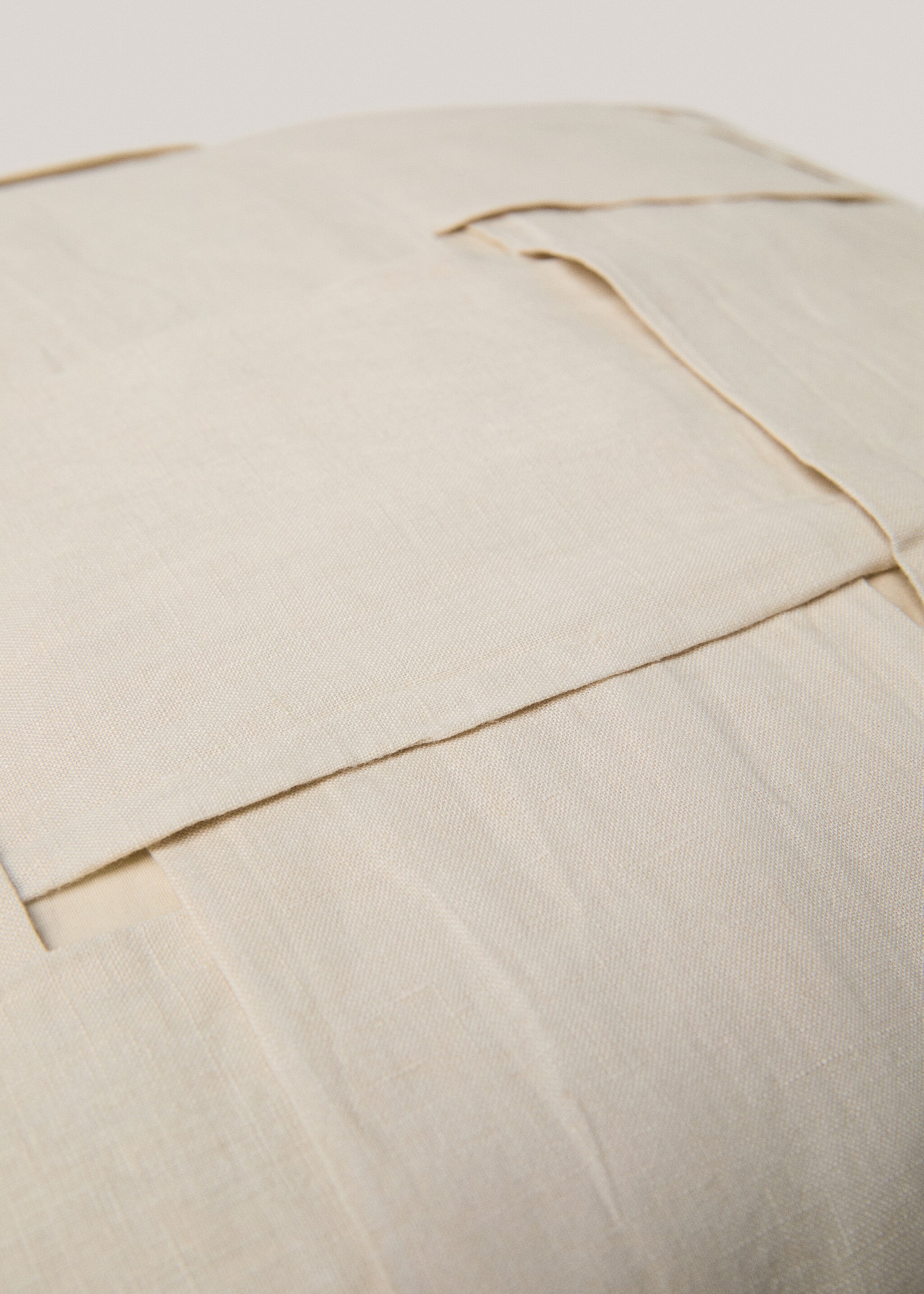 Leinen-Kissenbezug in Flechtoptik - Detail des Artikels 4, Sandfarben. Ref: 77051015-00.