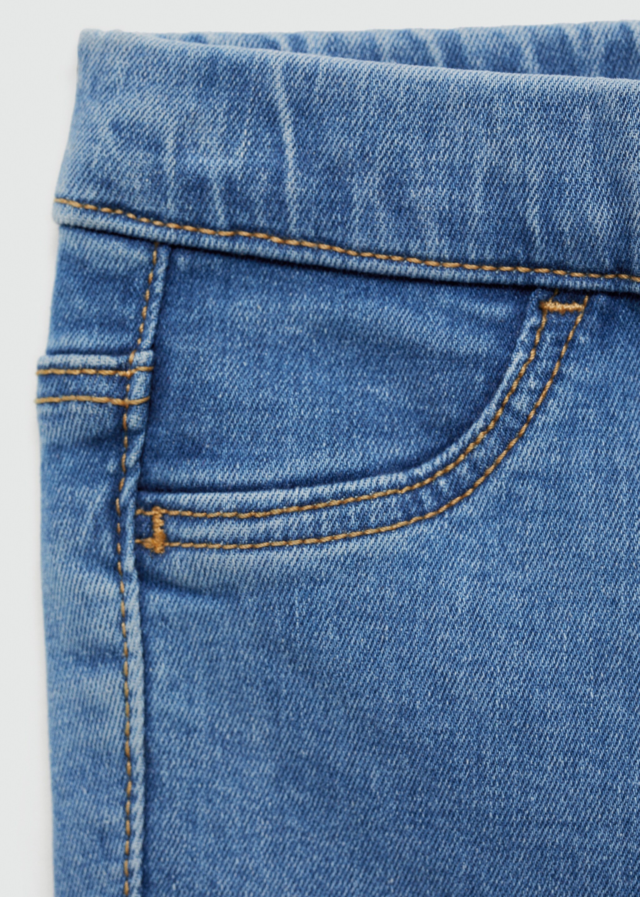 Jeans mit Tunnelzug - Detail des Artikels 0, Mittelblau. Ref: 77051507-00.