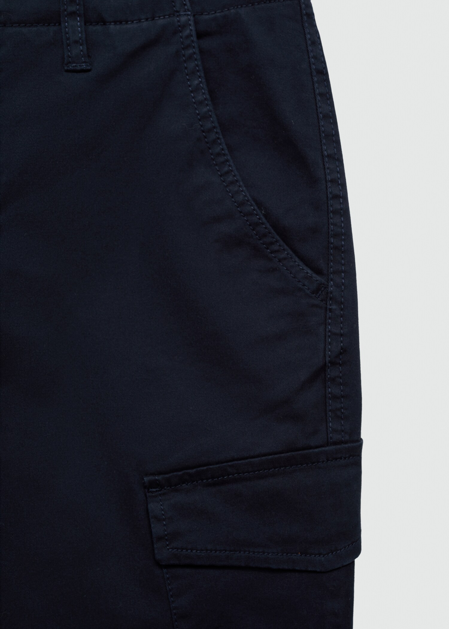 Cotton cargo trousers - Details of the article 8