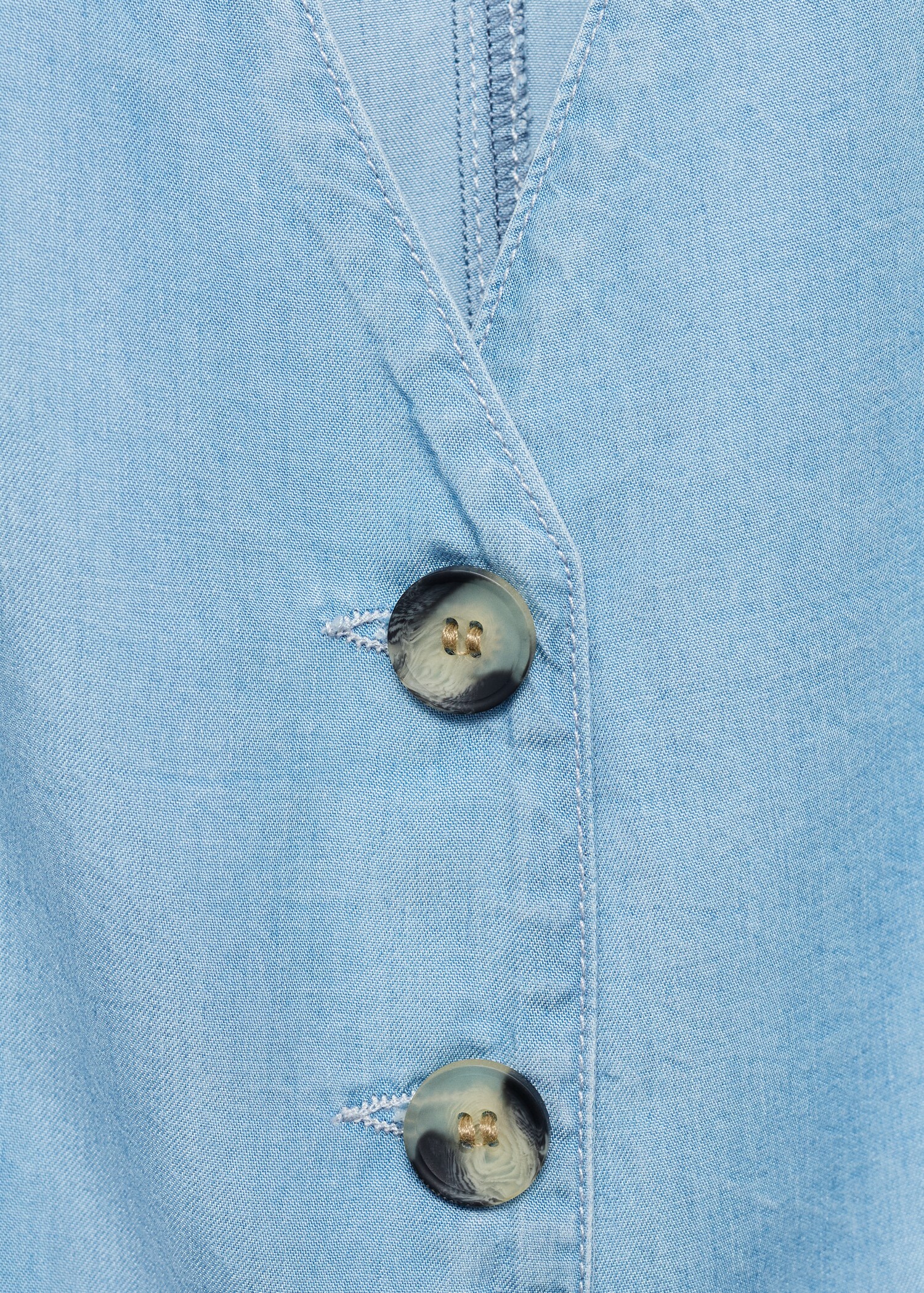 Denim-effect lyocell waistcoat - Details of the article 8