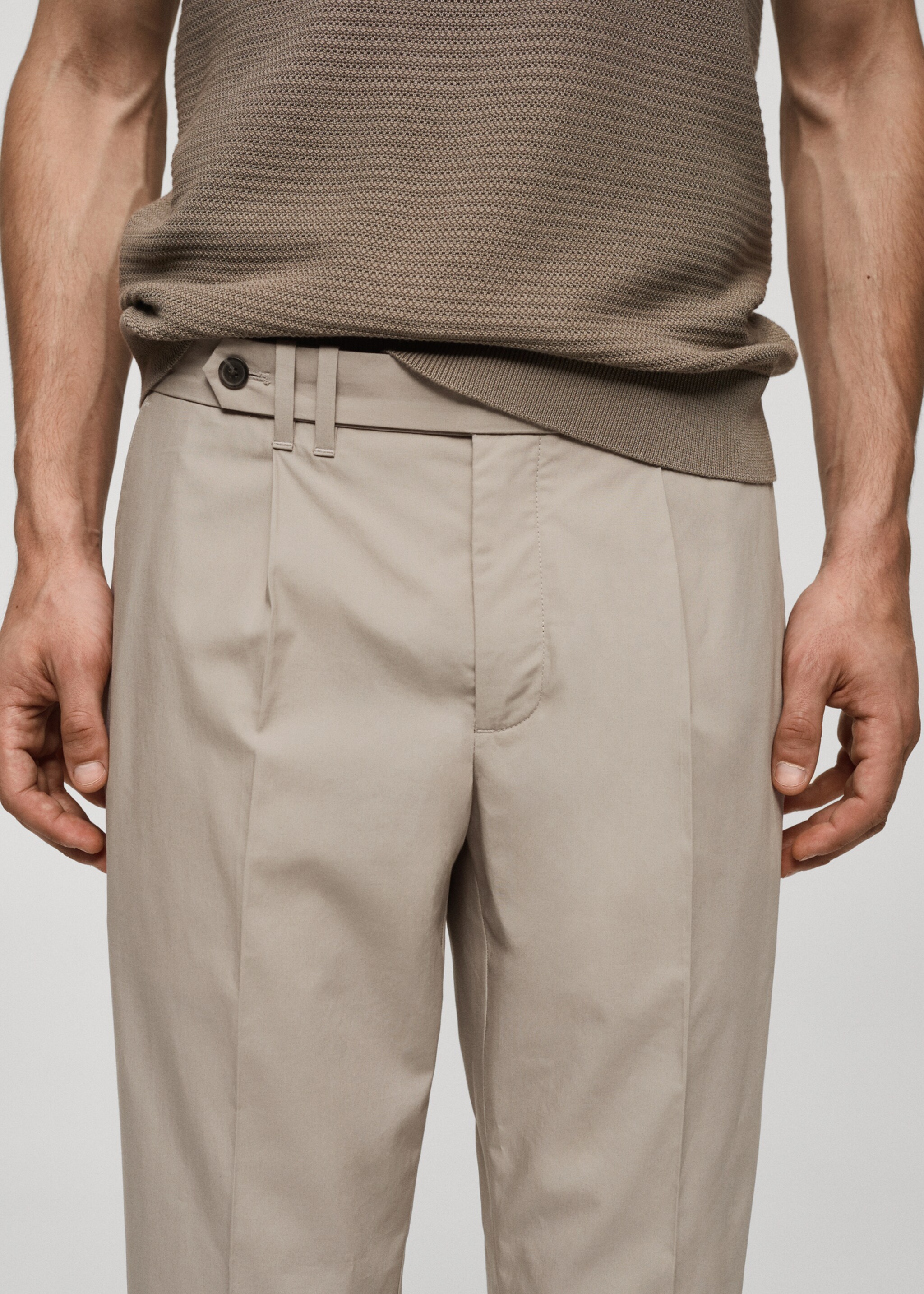 Παντελόνι slim fit lyocell πιέτες - Λεπτομέρεια του προϊόντος 1, Γκρι Ανοιχτό/Παστελ. Ref: 77052532-00.