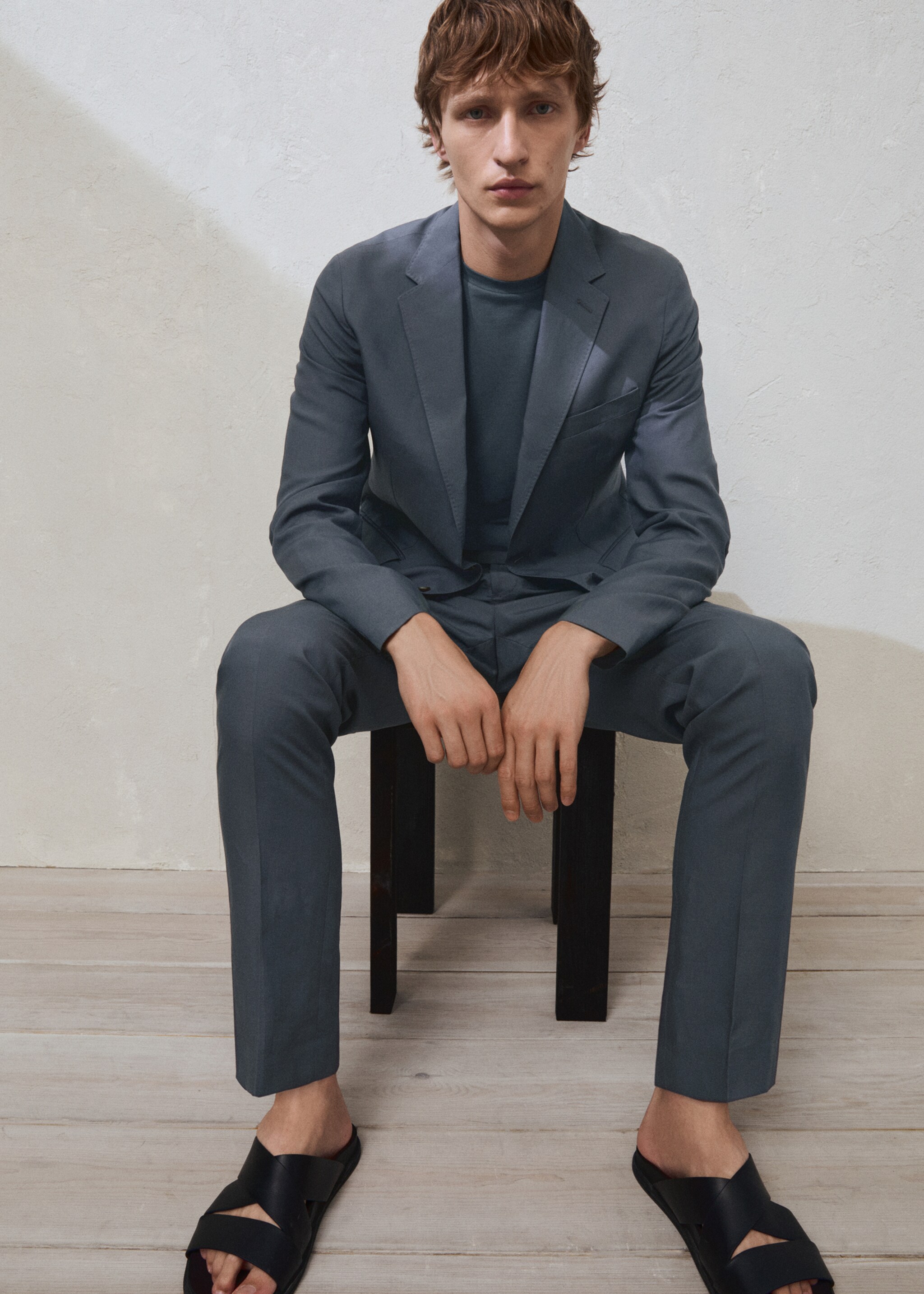 Slim Fit-Anzughose aus Leinenmix - Detail des Artikels 5, Petrolblau. Ref: 77052533-00.