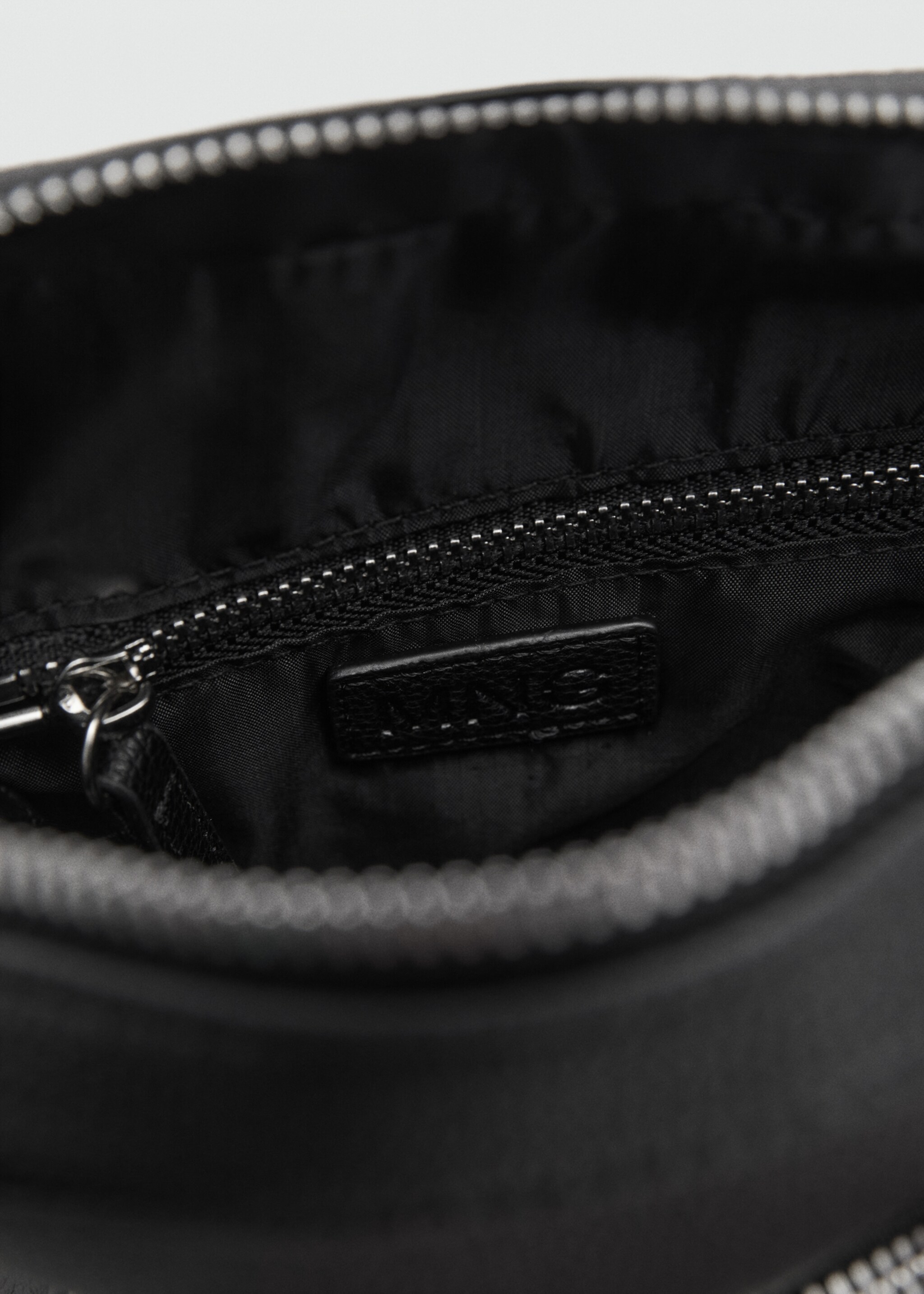 Leather-effect shoulder bag - Details of the article 2, Black. Ref: 77052542-00.