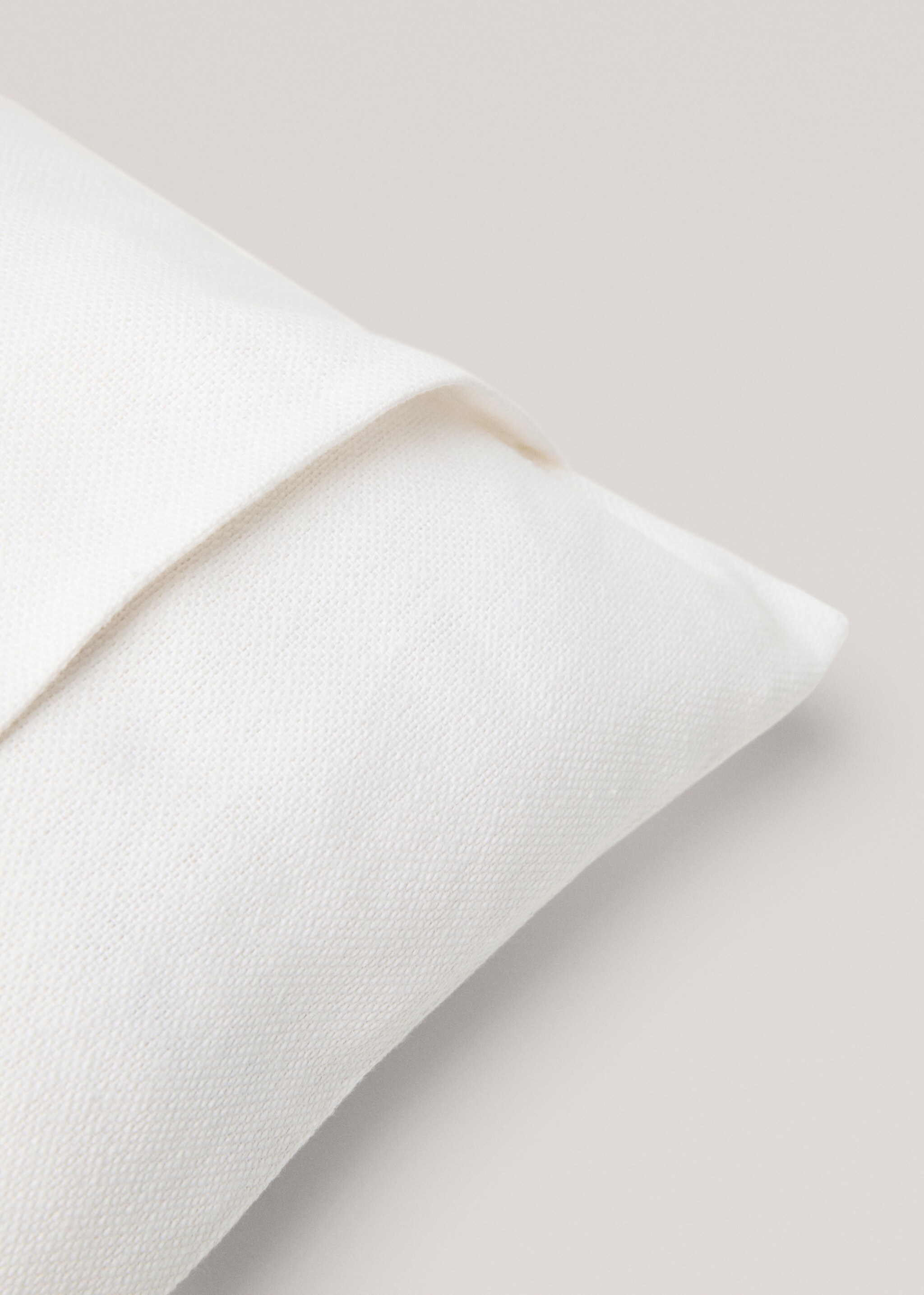 Cotton striped cushion cover 30x50cm - Details of the article 3, Off White. Ref: 77052544-00.