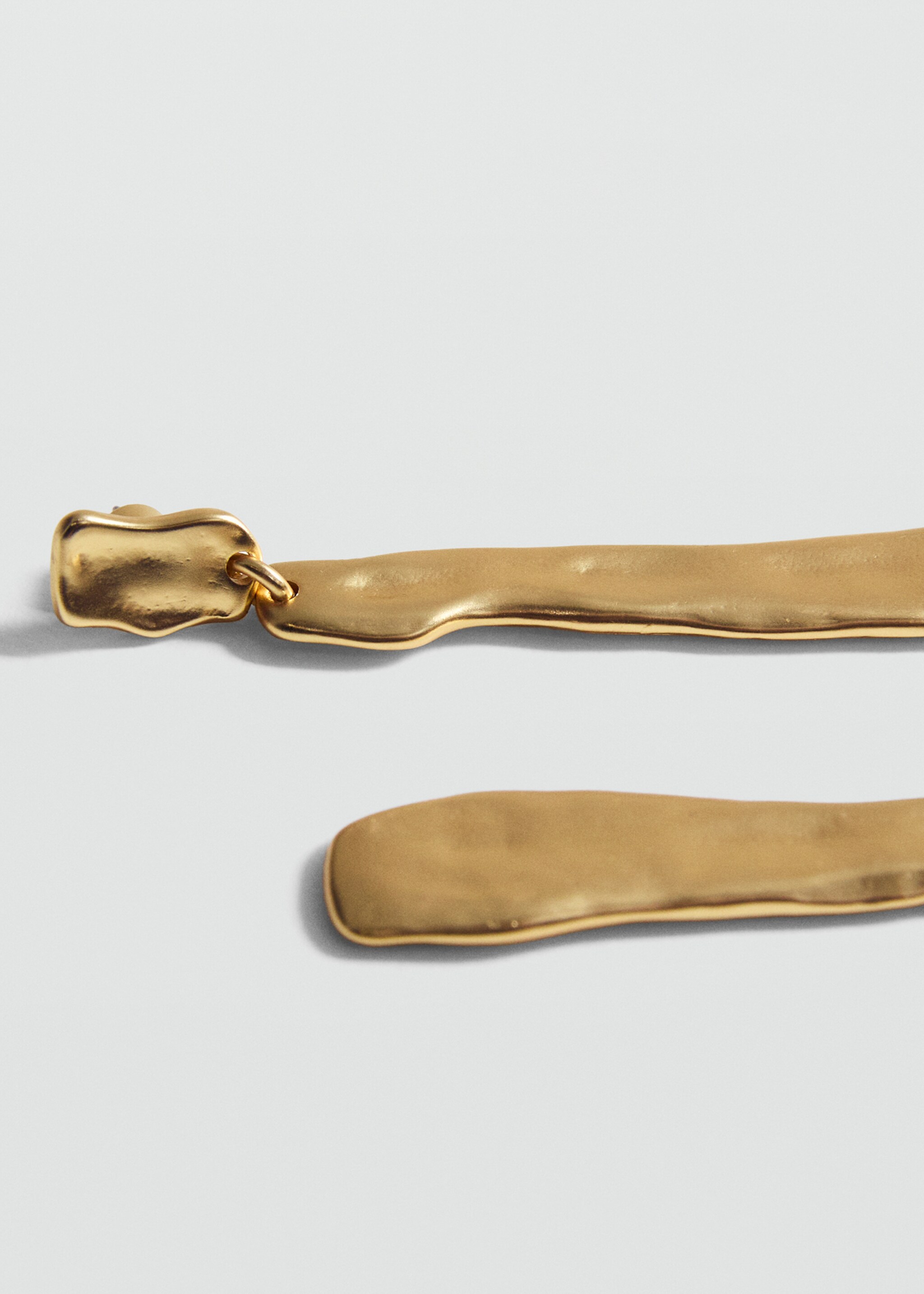 Pendientes largos irregulares - Detalle del artículo 1, Oro. Ref: 77052548-00.