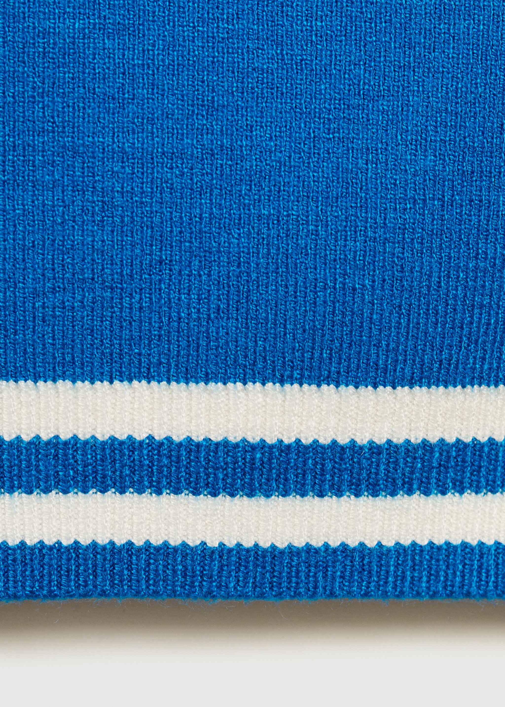 Striped knitted crop top - Details of the article 8, Vibrant blue. Ref: 77052917-00.