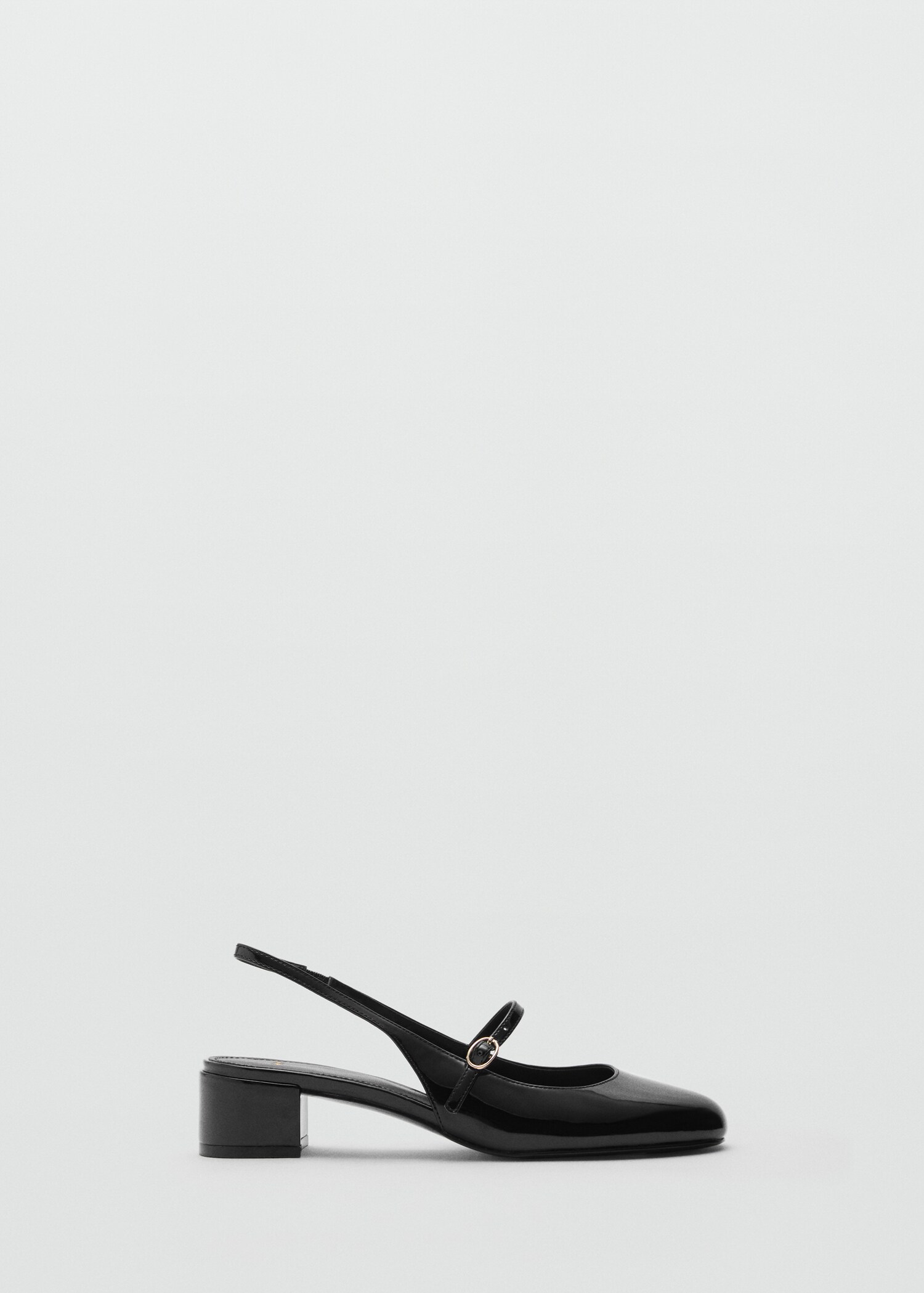Heeled shoes with buckle - Article without model
