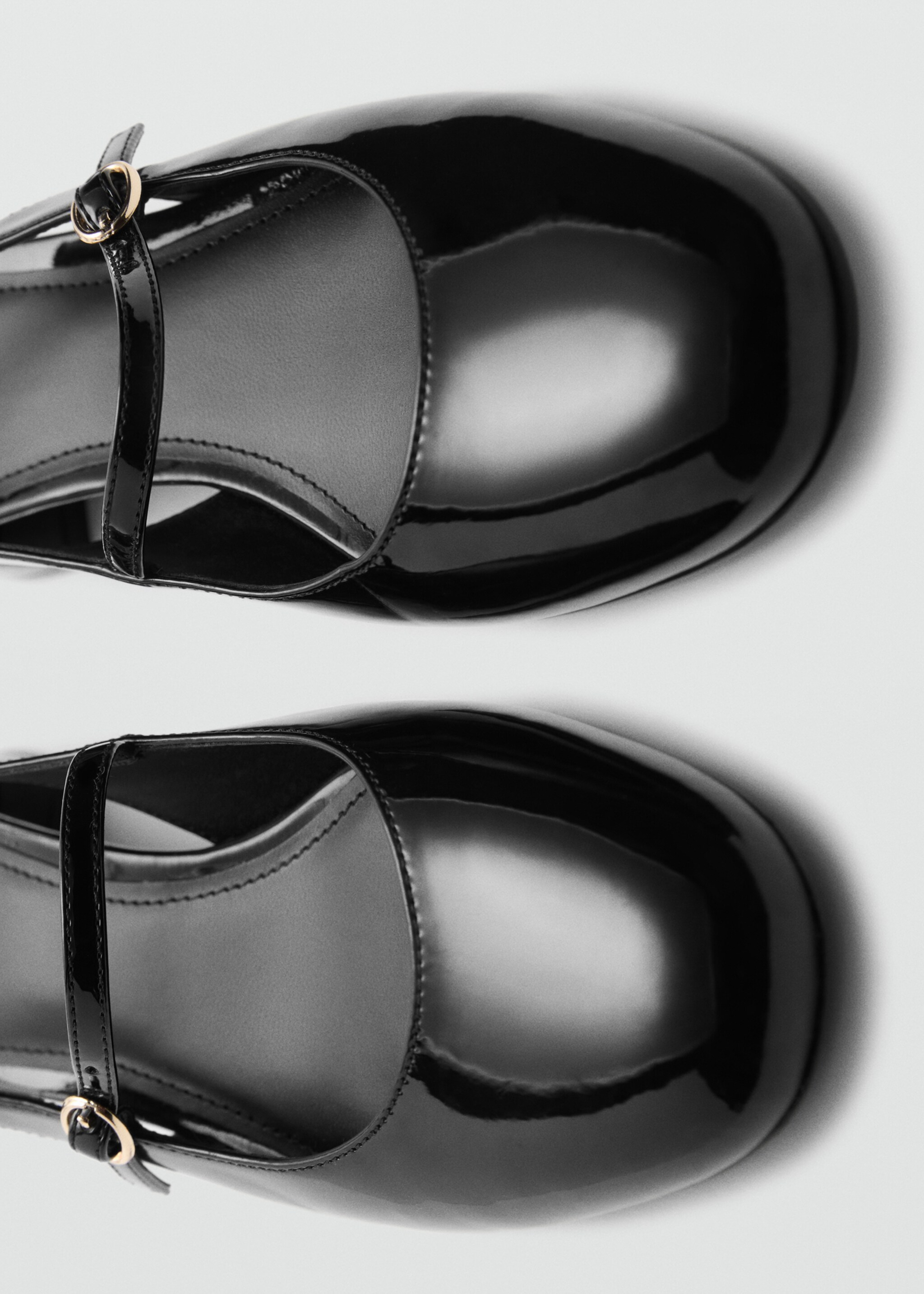 Heeled shoes with buckle - Details of the article 2, Black. Ref: 77052921-00.