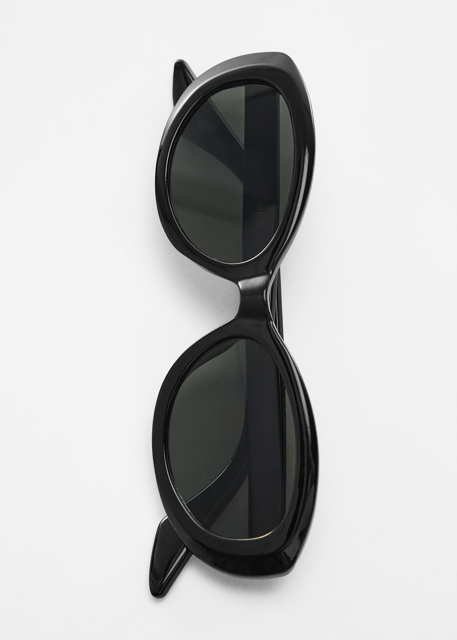 Resin frame sunglasses - Details of the article 5