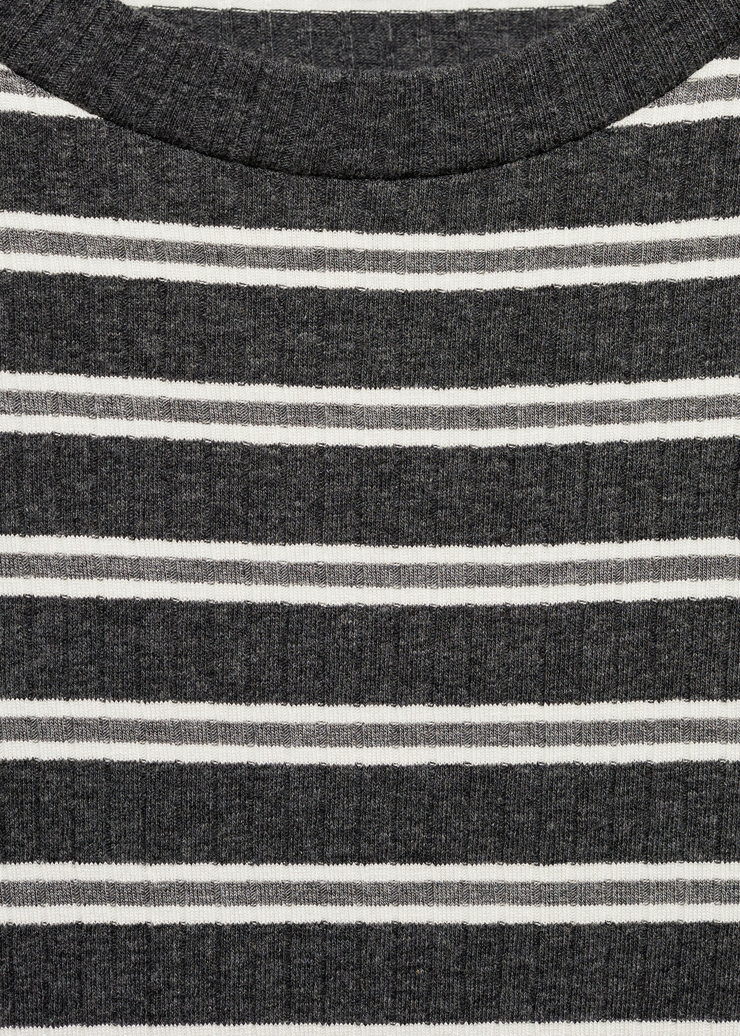 Cut-out striped dress - Details of the article 8