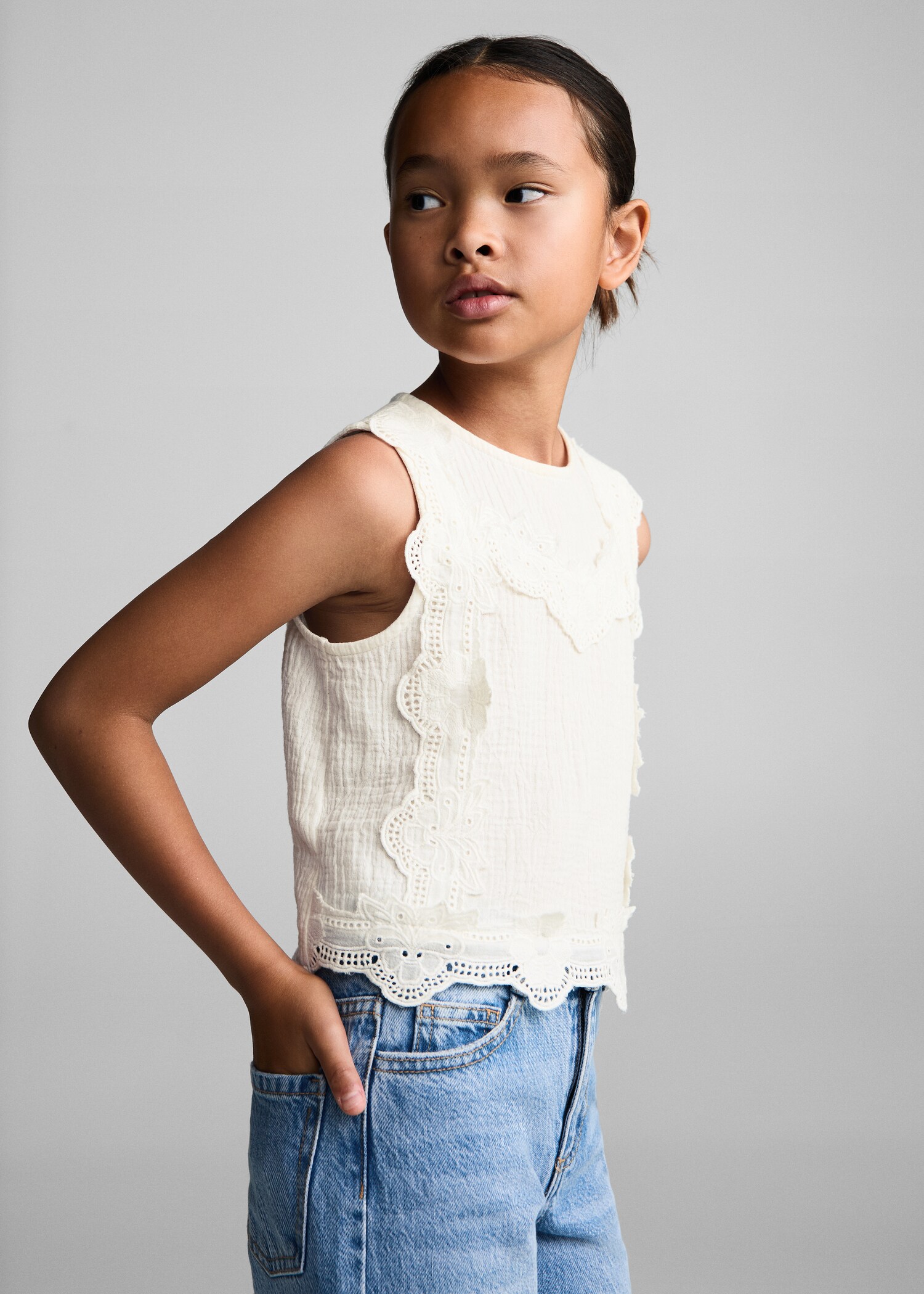 Blouse brodée coton - Plan moyen