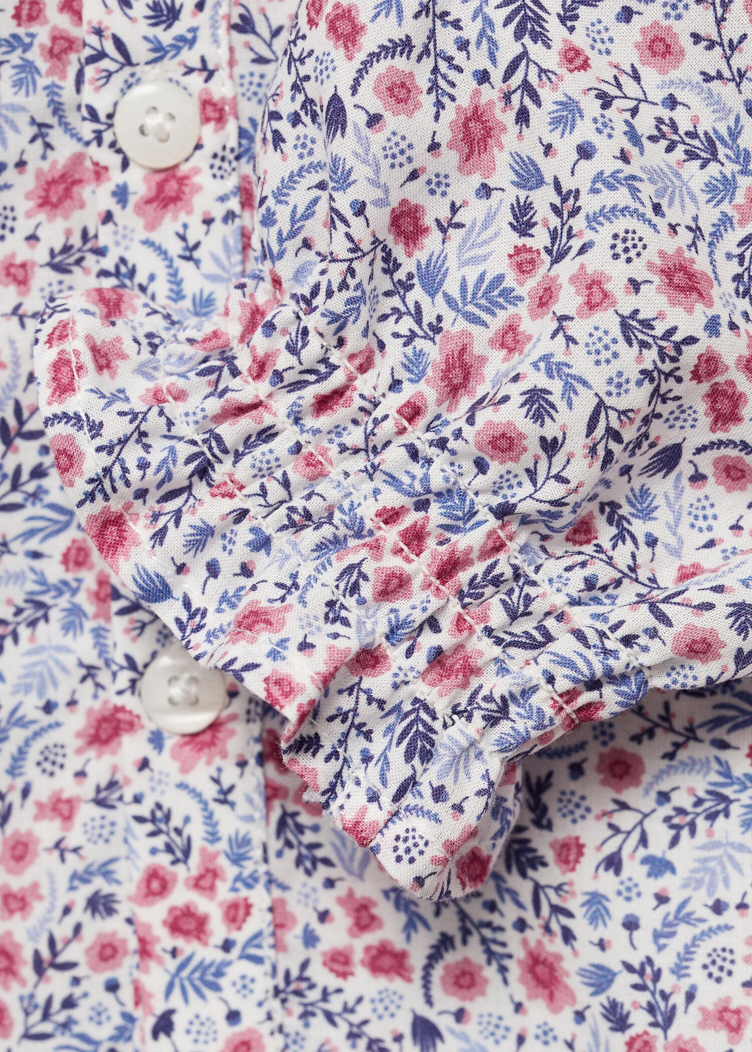 Bedruckte Bluse mit Knöpfen - Detail des Artikels 0