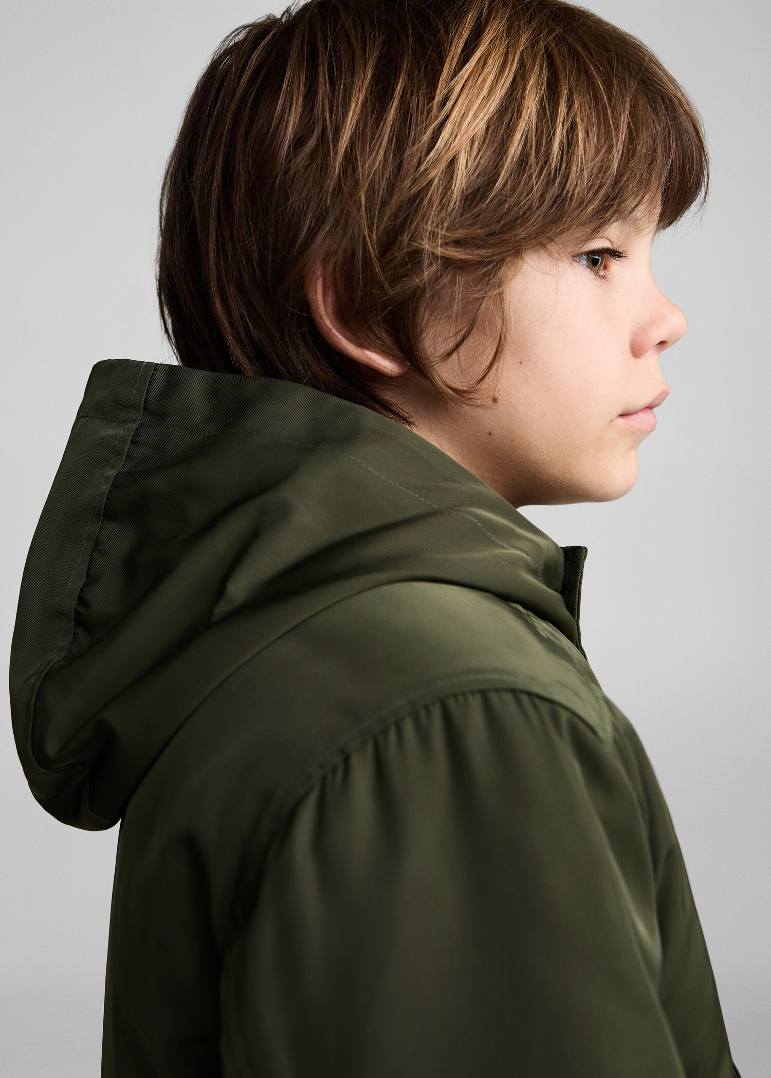 Hooded water-repellent coat - Details of the article 1