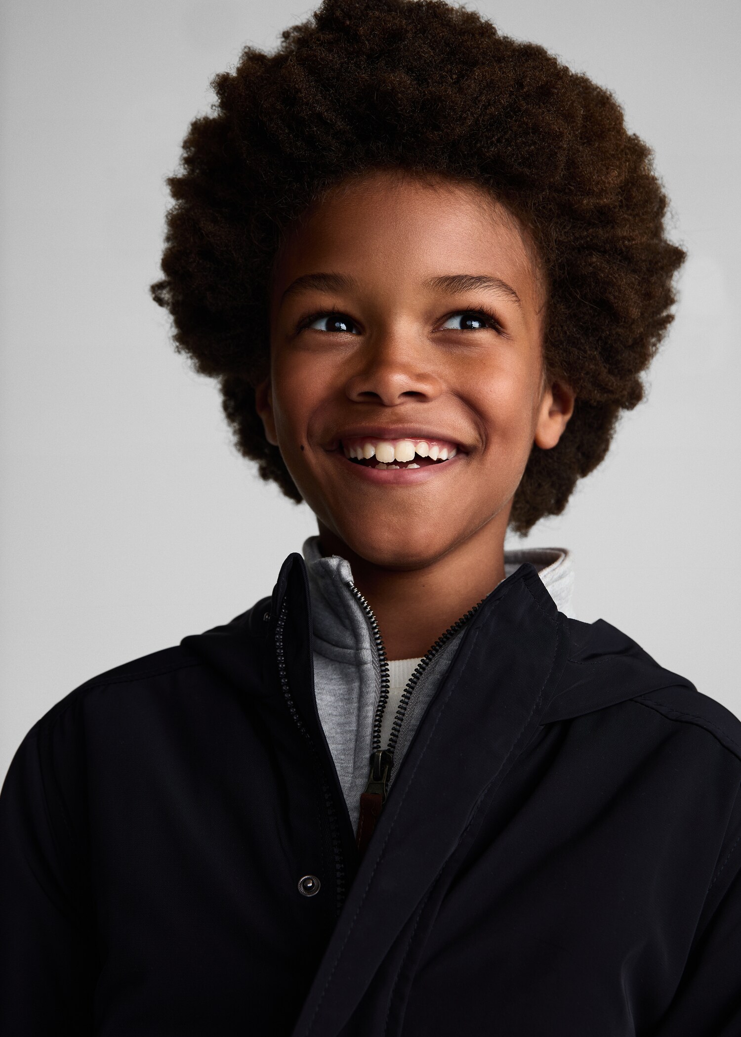 Hooded water-repellent coat - Details of the article 1
