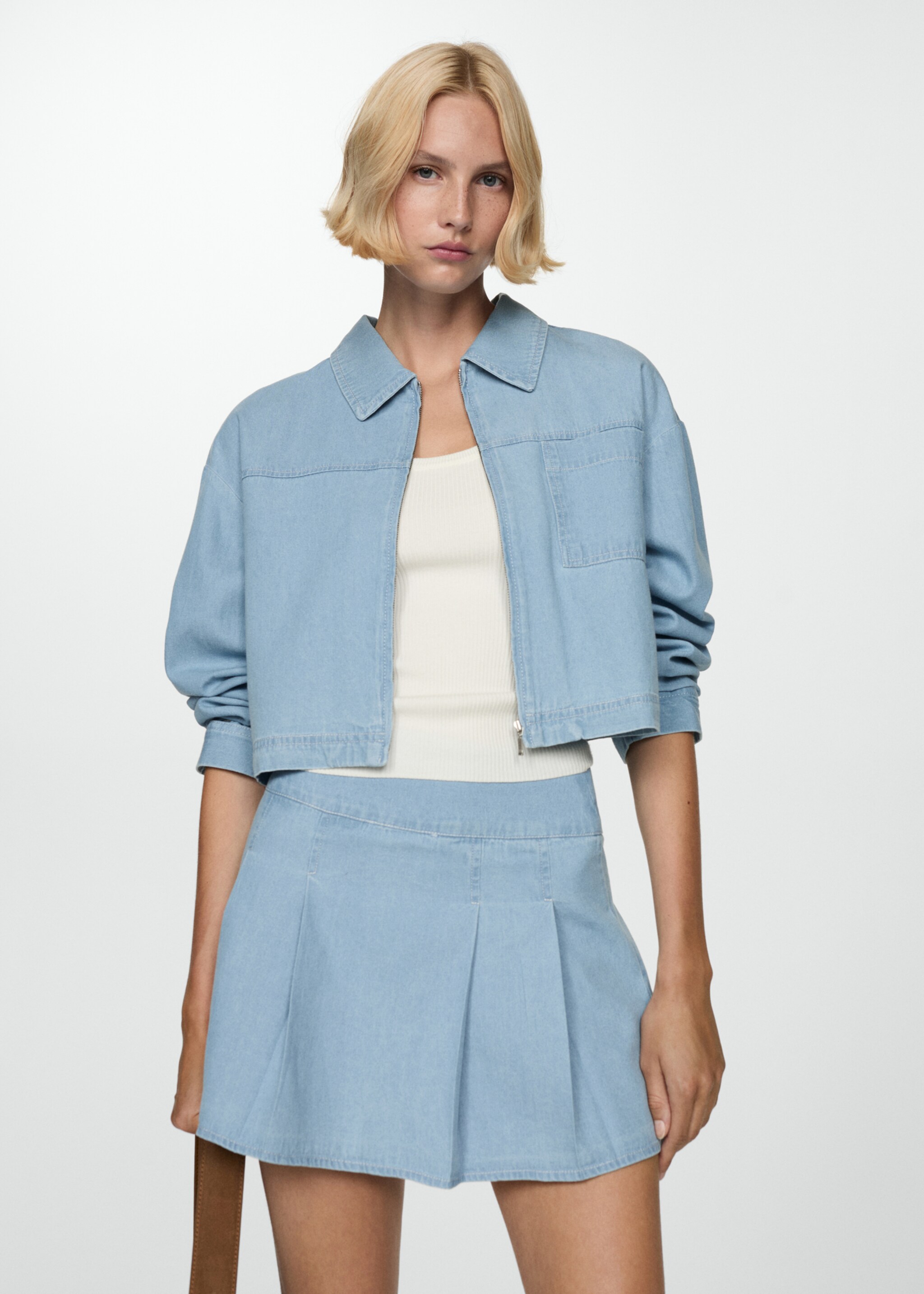 Pocket denim overshirt - Medium plane, Light Blue. Ref: 77054014-00.