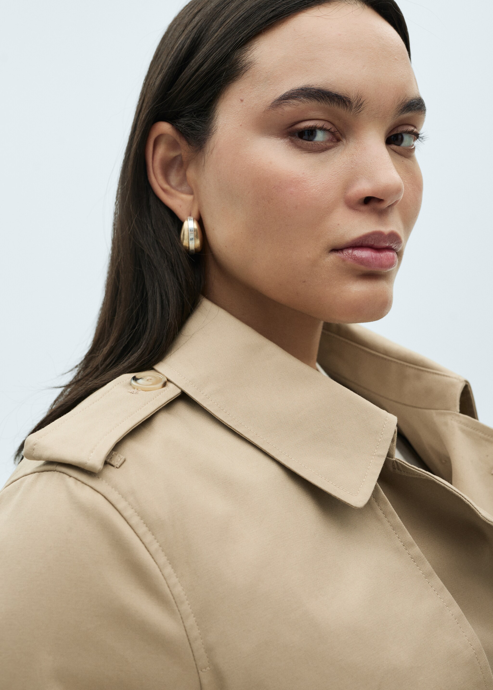 Classic trench coat with belt - Details of the article 4, Beige. Ref: 77054028-00.