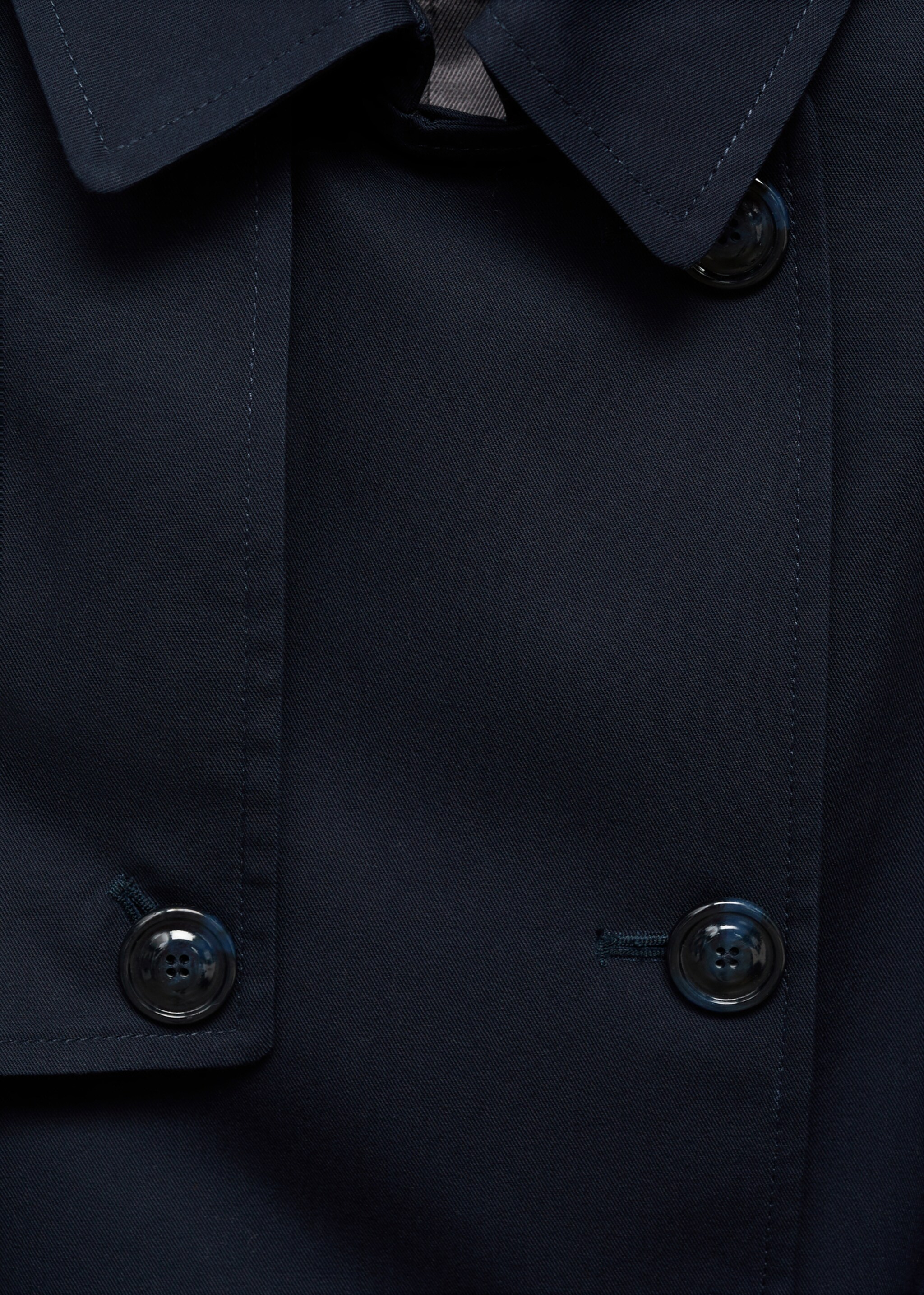 Classic trench coat with belt - Details of the article 8, Dark Navy. Ref: 77054028-00.