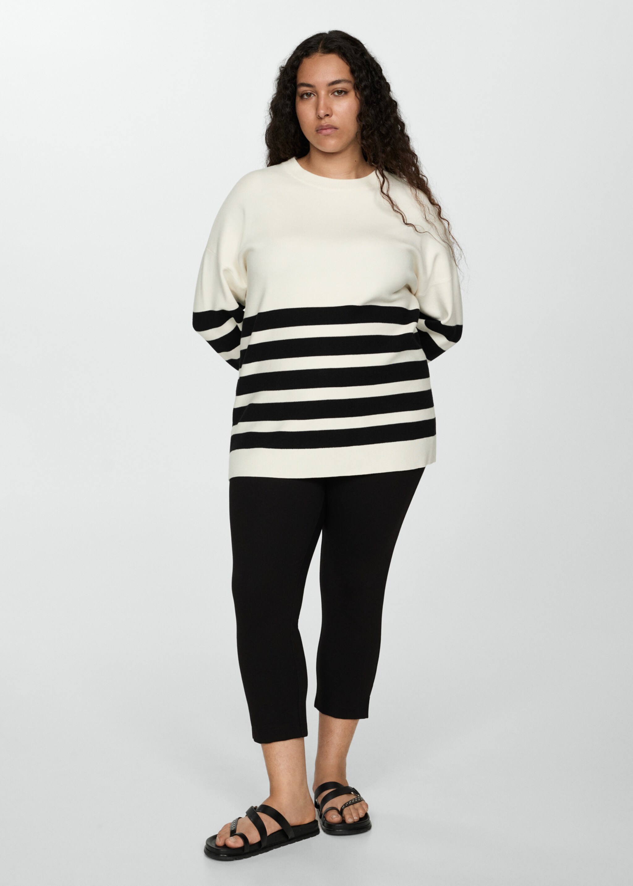Capri leggings - Details of the article 3, Black. Ref: 77054029-00.