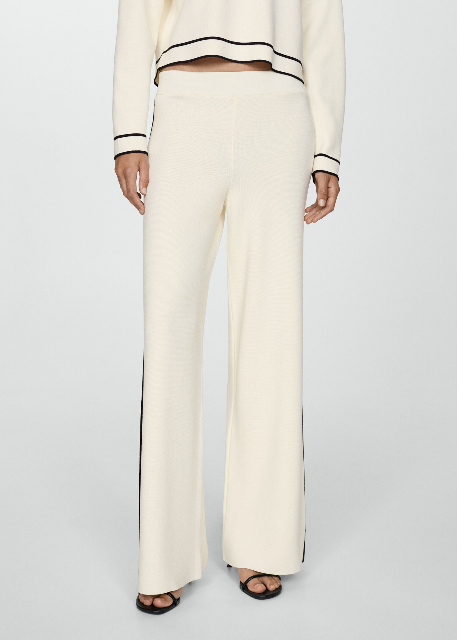 Striped knitted trousers with contrasting sides - Medium plane