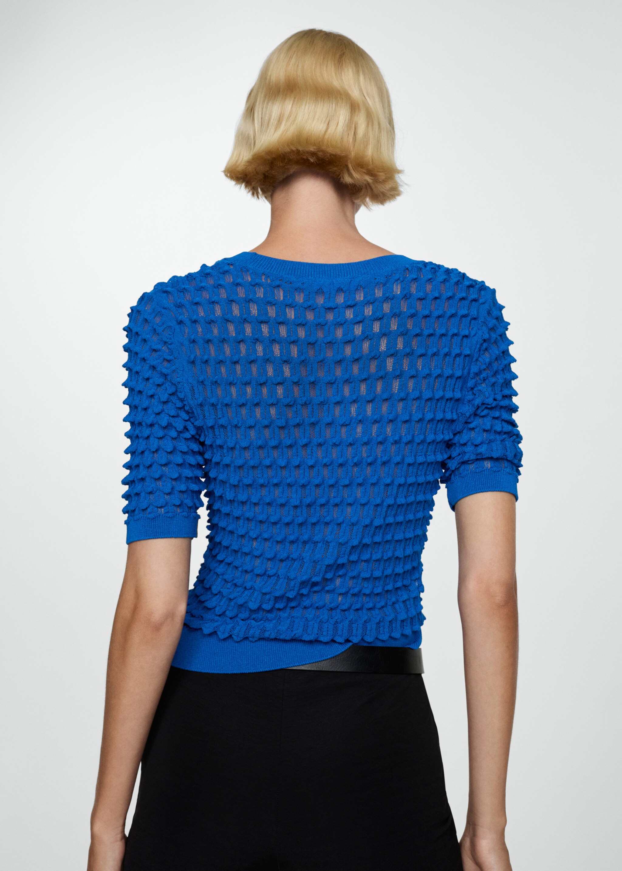 Short sleeve textured sweater - Reverse of the article, Vibrant blue. Ref: 77054061-00.