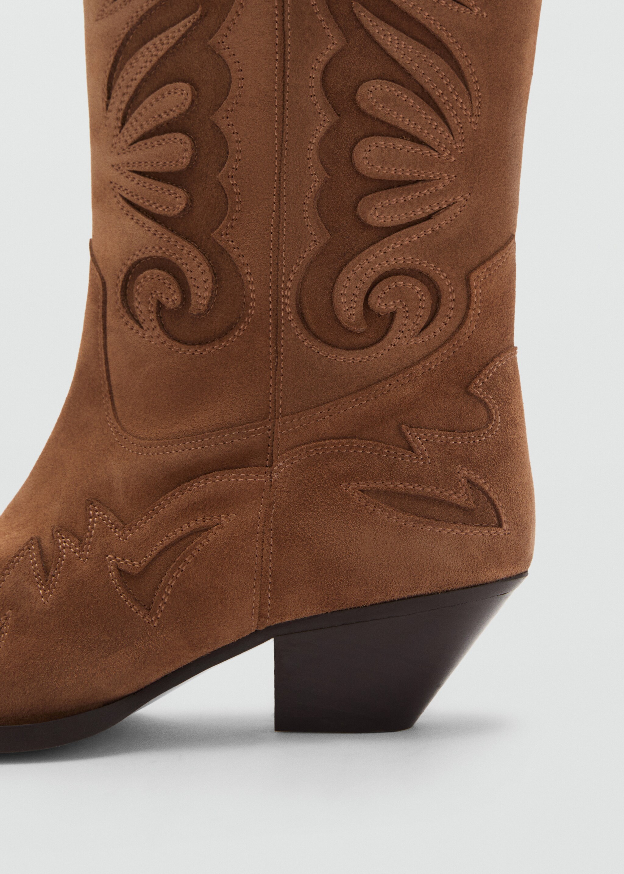 Cowboy leather boots - Details of the article 1, Tobacco Brown. Ref: 77054067-00.