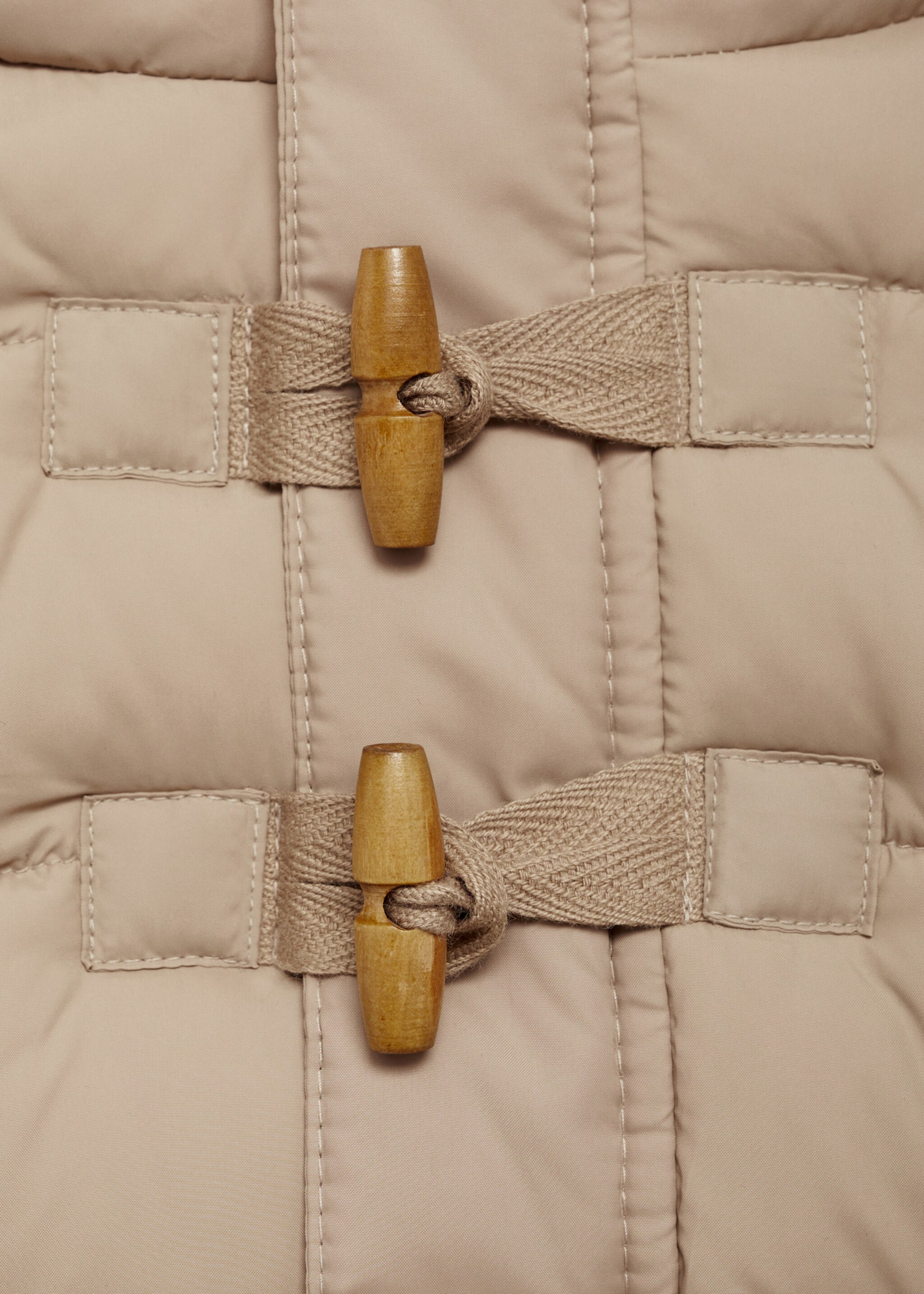 Anorak matelassée imitation mouton retourné - Détail de l'article 8, Vanille. Ref: 77054436-00.
