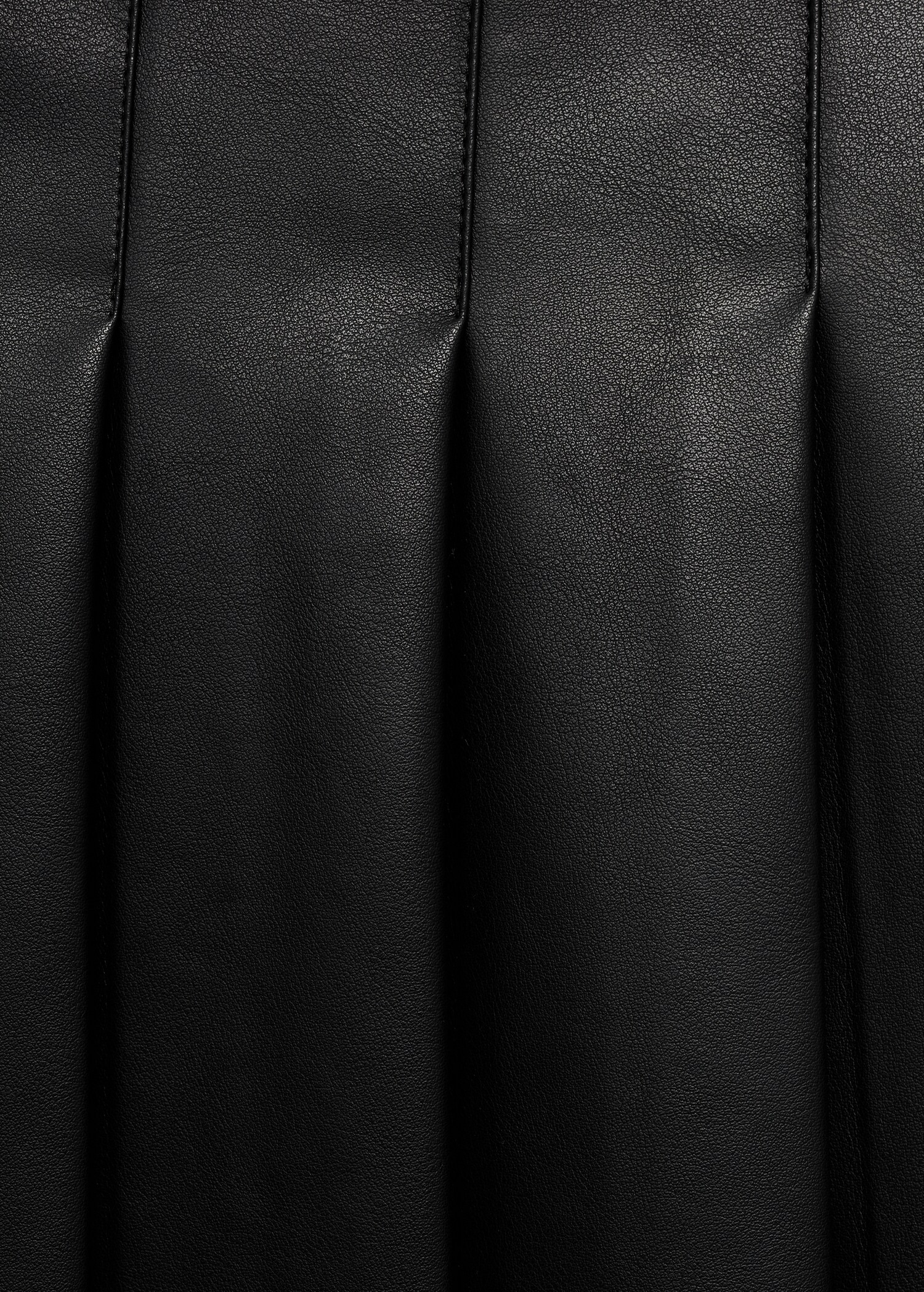 Leather-effect pleated mini-skirt - Details of the article 8