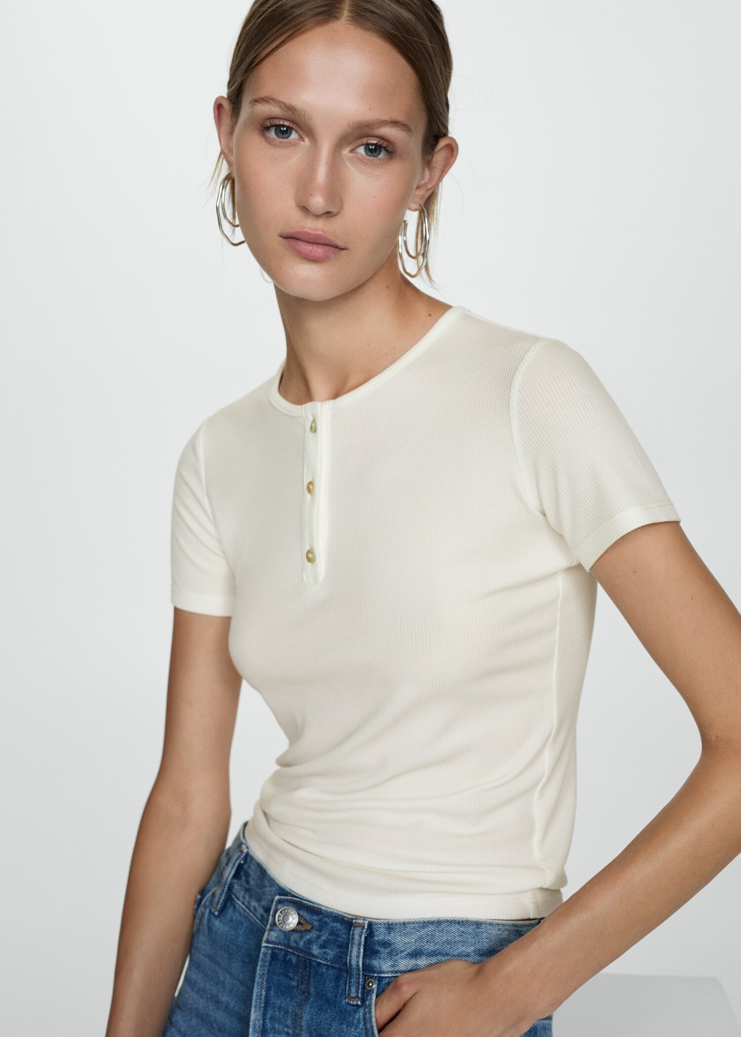 Camiseta lyocell botones - Plano medio