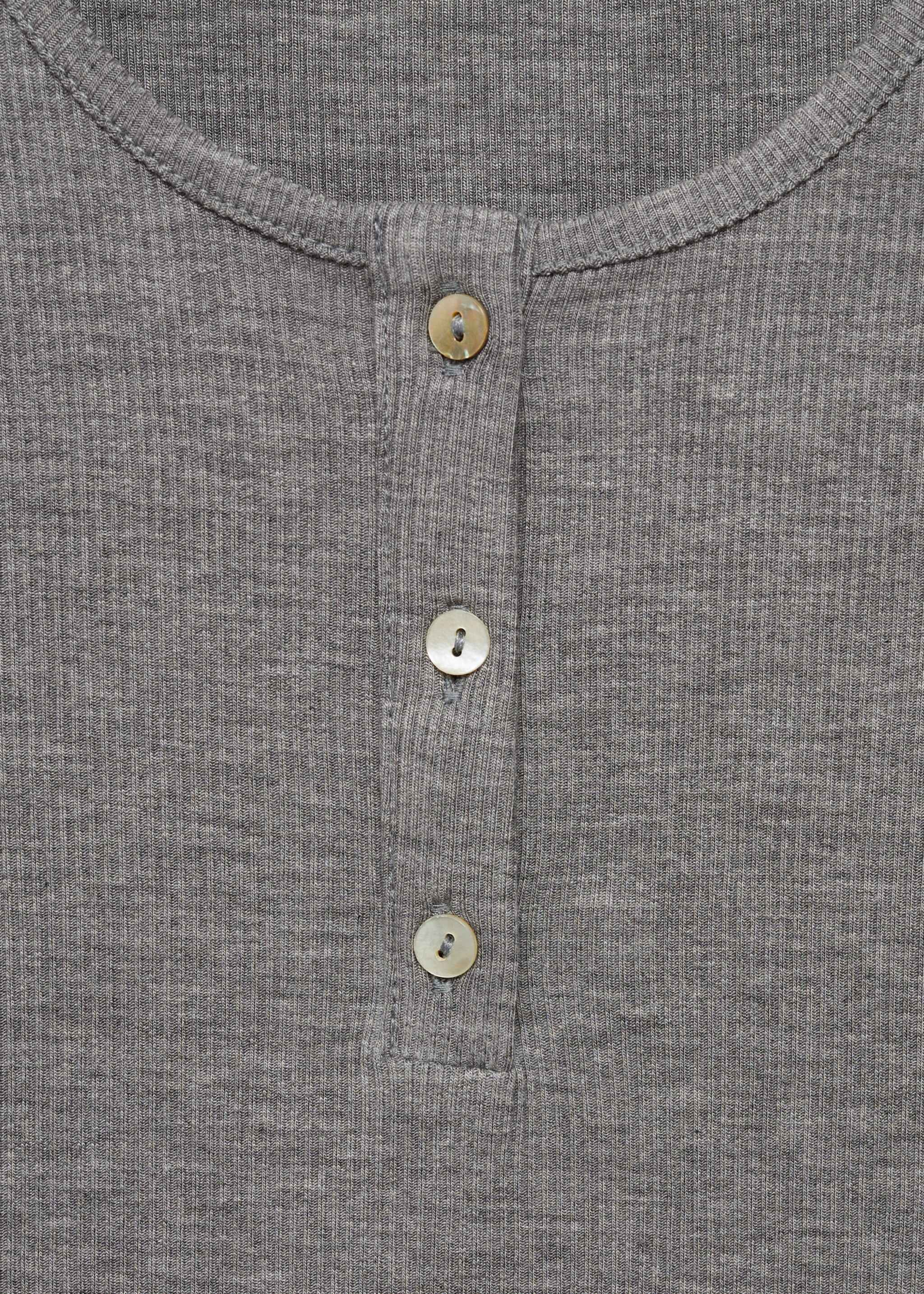 Lyocell vest met knopen - Detail van het artikel 8