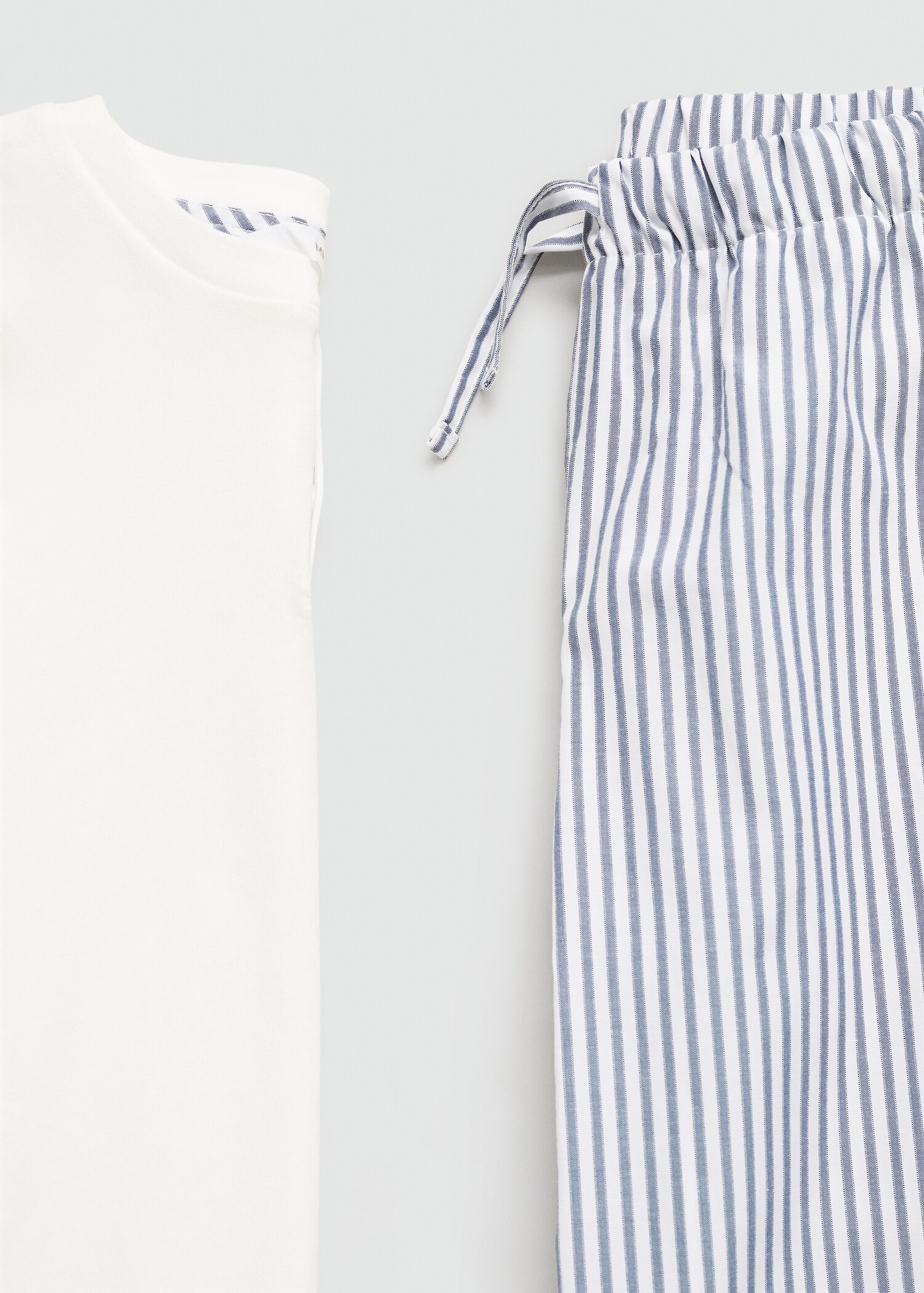Randig lång pyjamas - Detaljer om artikeln 8