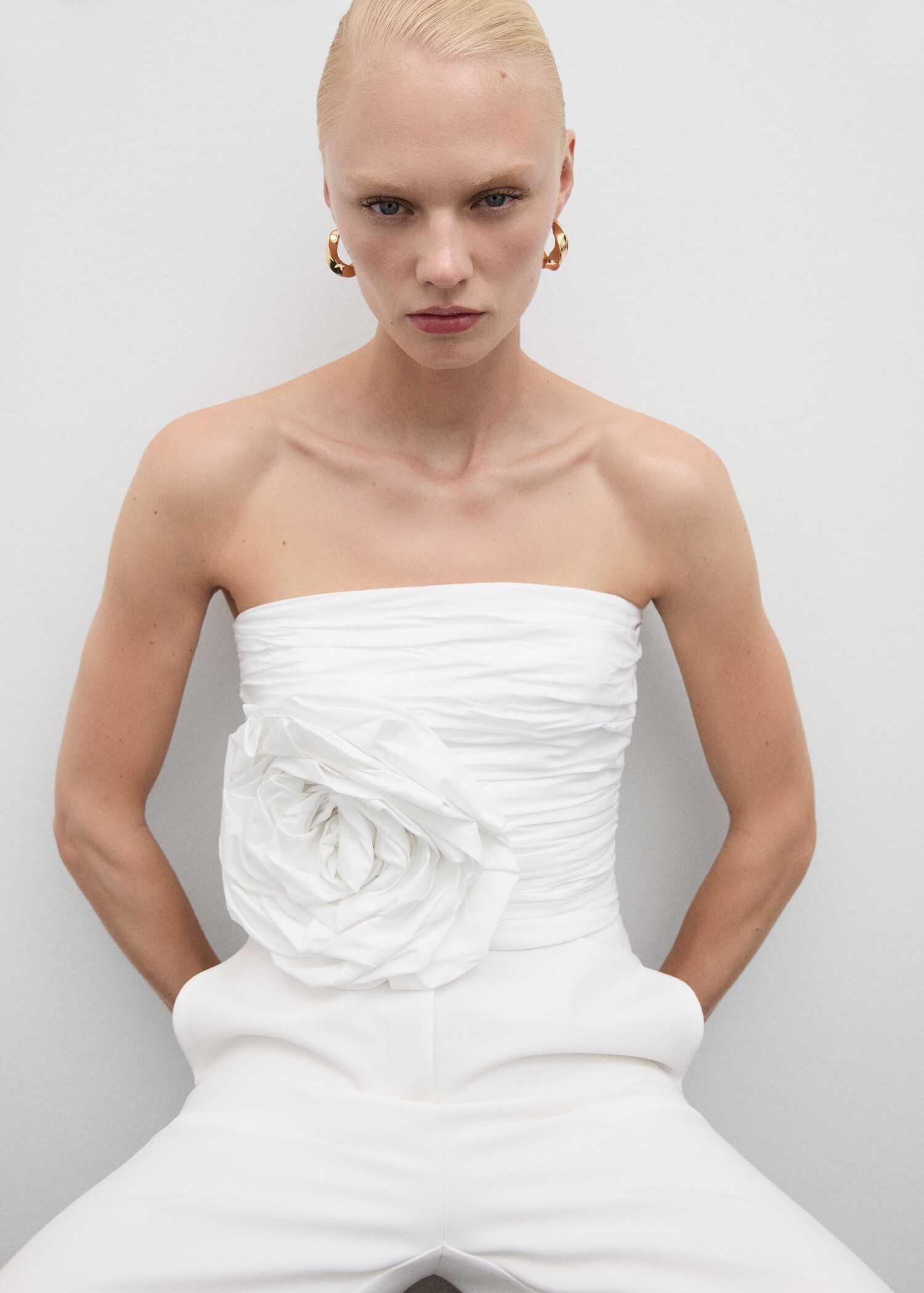 Maxi-flower ruched top - Details of the article 2