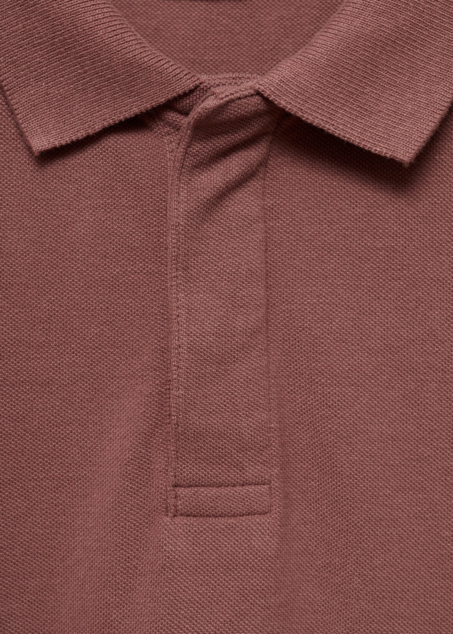 Poloshirt mit Stickdetail - Detail des Artikels 8