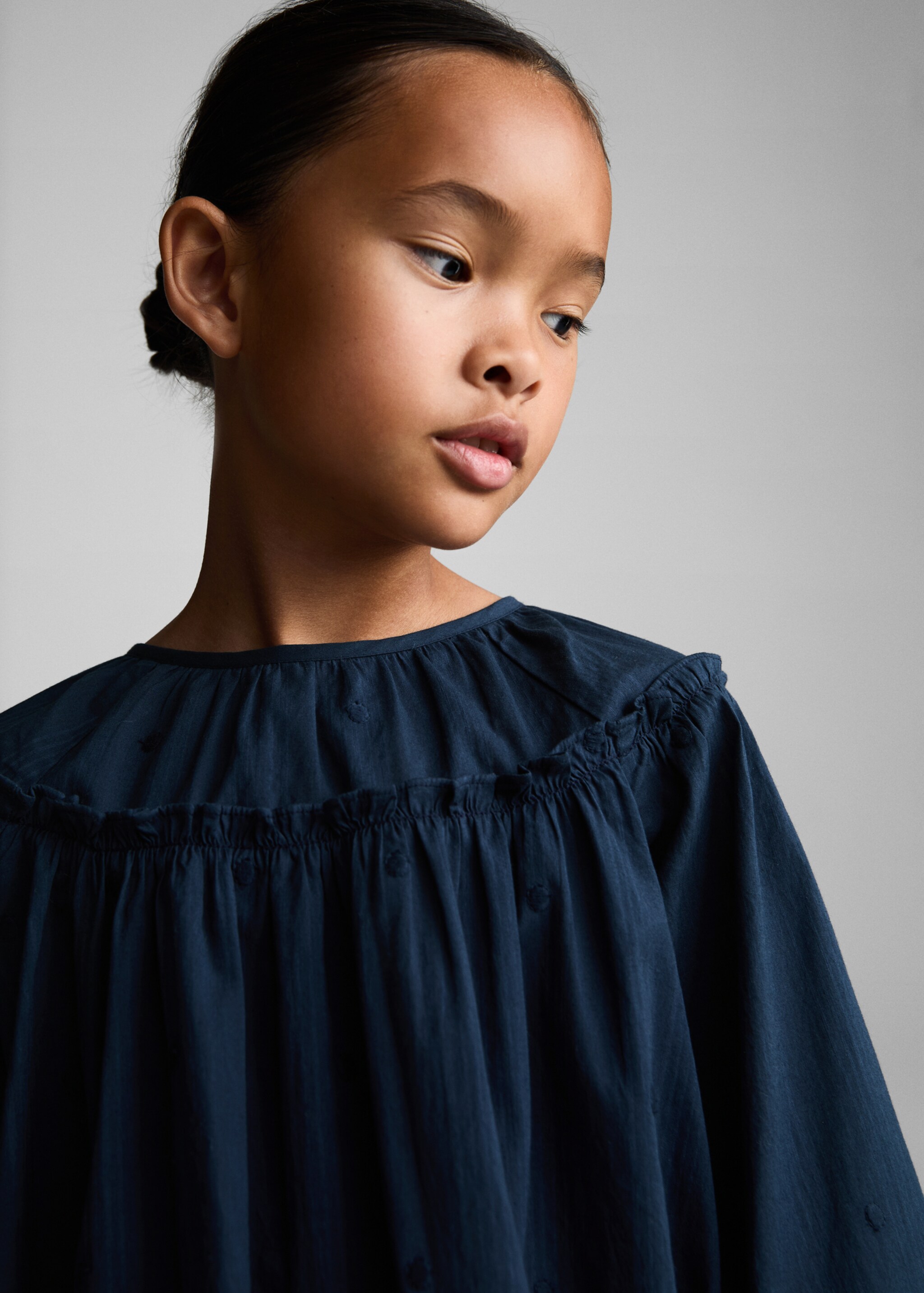 Embroidered polka-dot blouse - Details of the article 1, Dark Navy. Ref: 77054765-00.