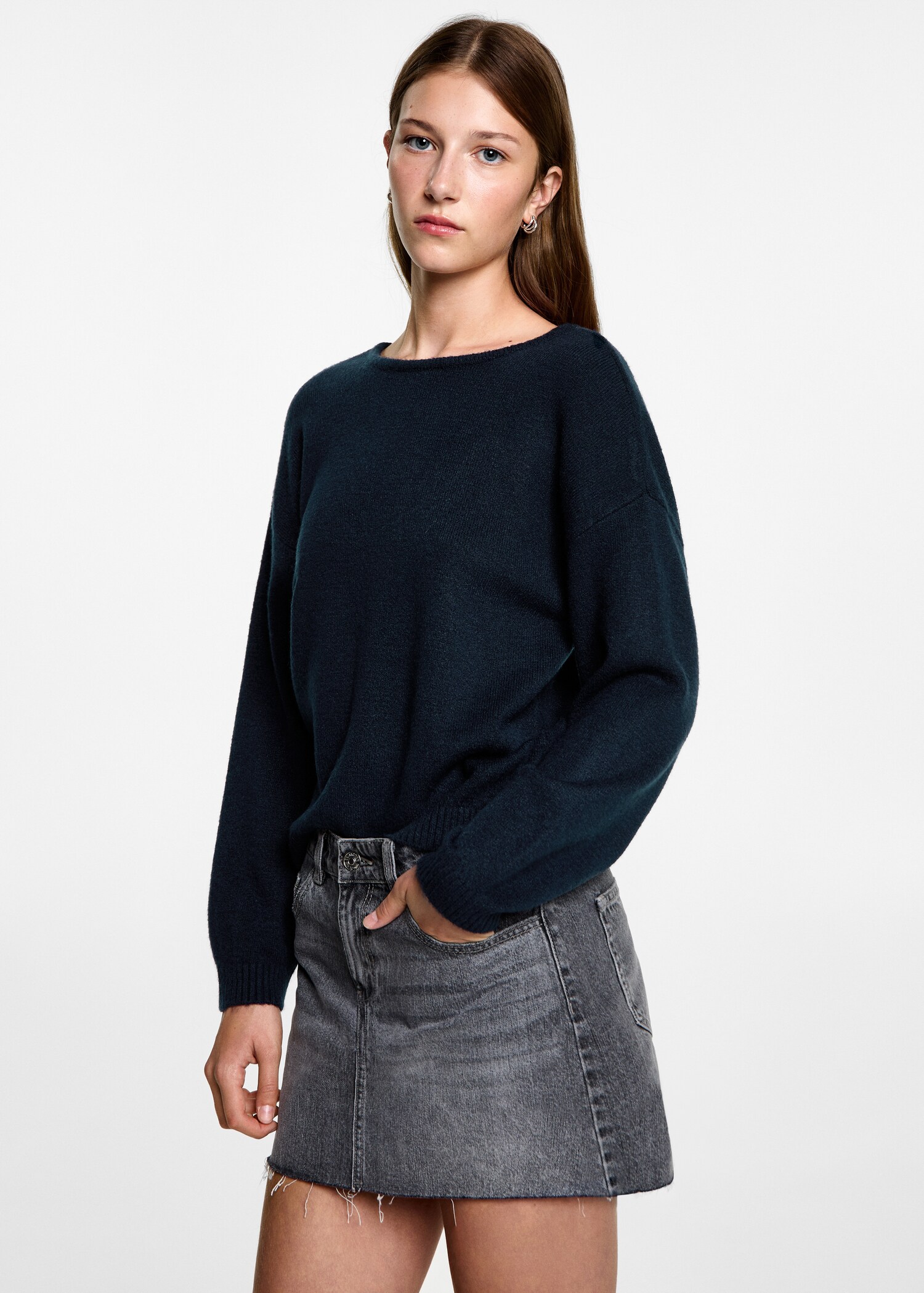 Pullover mit Rückenschlitz - Mittlere Ansicht