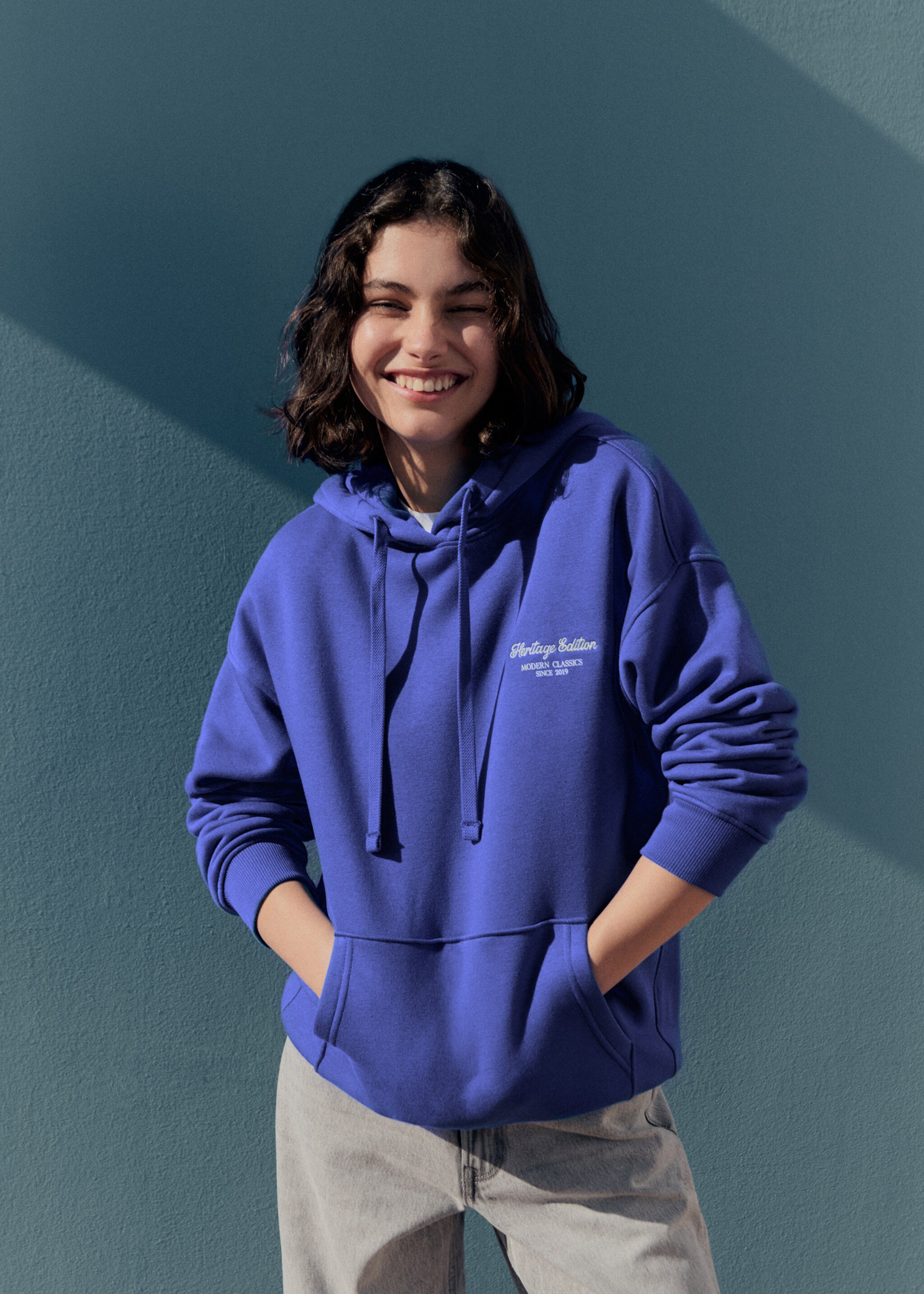 Message zipped hoodie - Details of the article 5, Blue. Ref: 77054783-00.