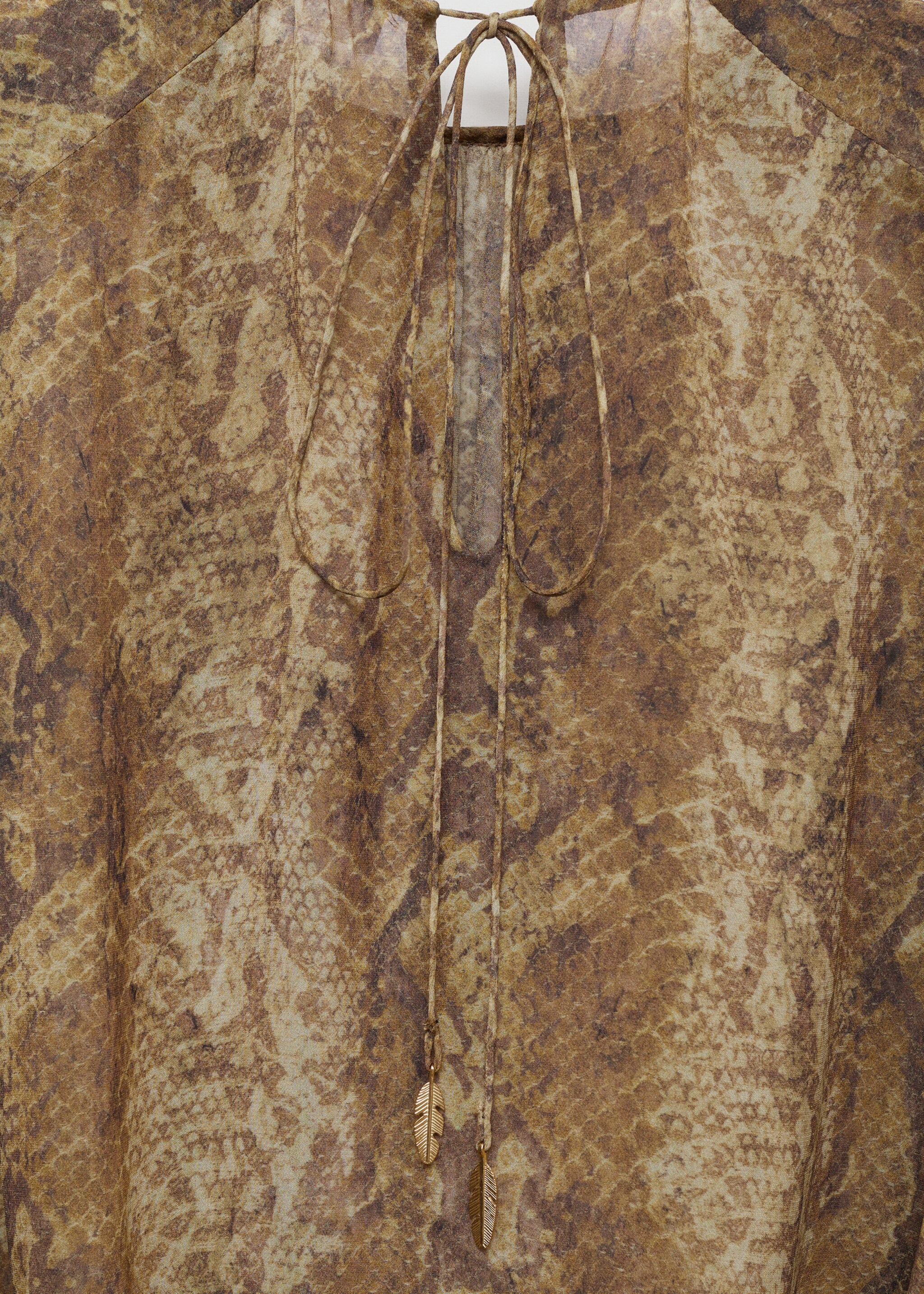 Bluza s volanima i zmijskim printom - Detalji artikla 8, Smeđa. Ref: 77054794-00.