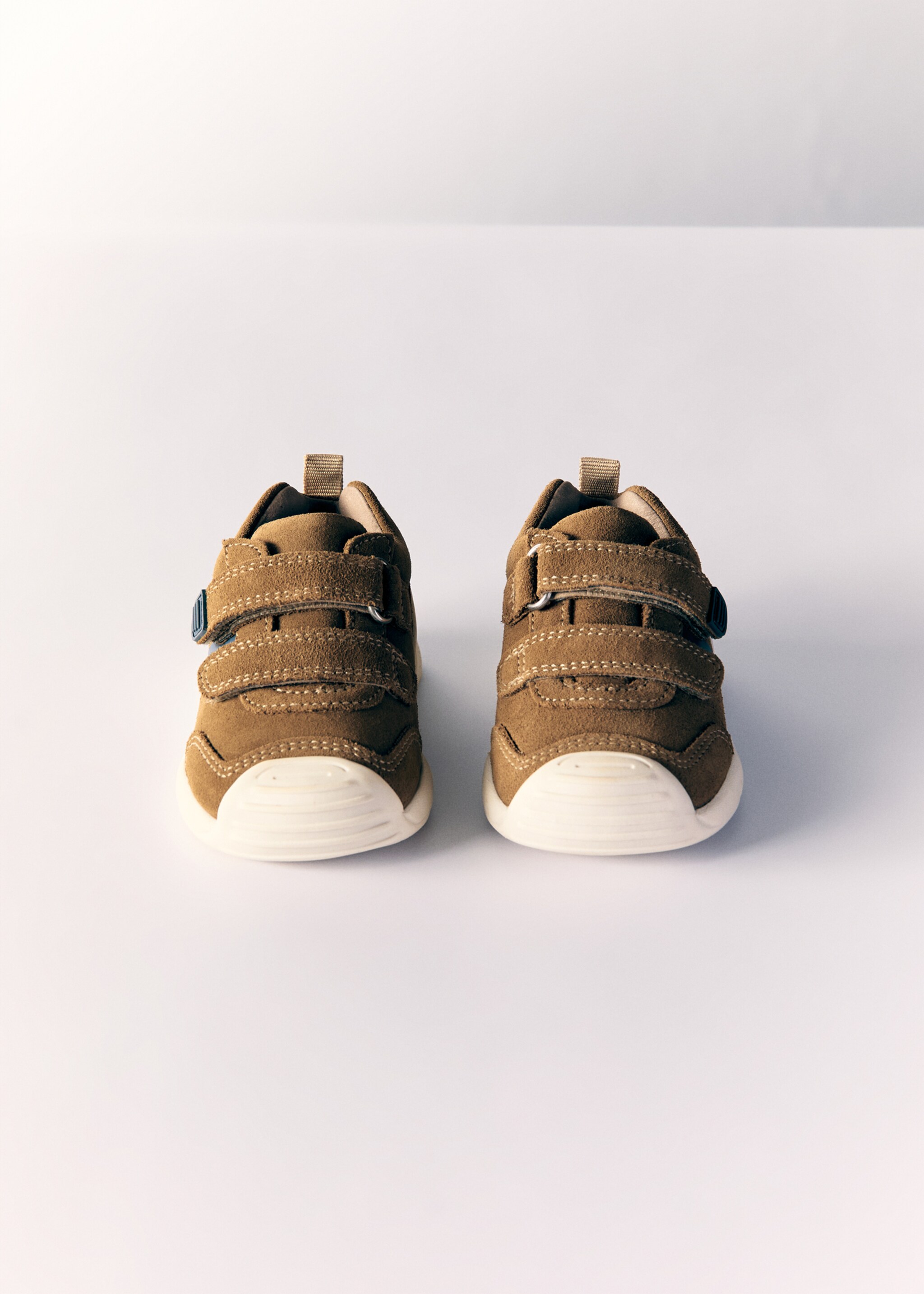 Biomecanics-Ledersneaker - Detail des Artikels 3, Mittelbraun. Ref: 77055153-00.
