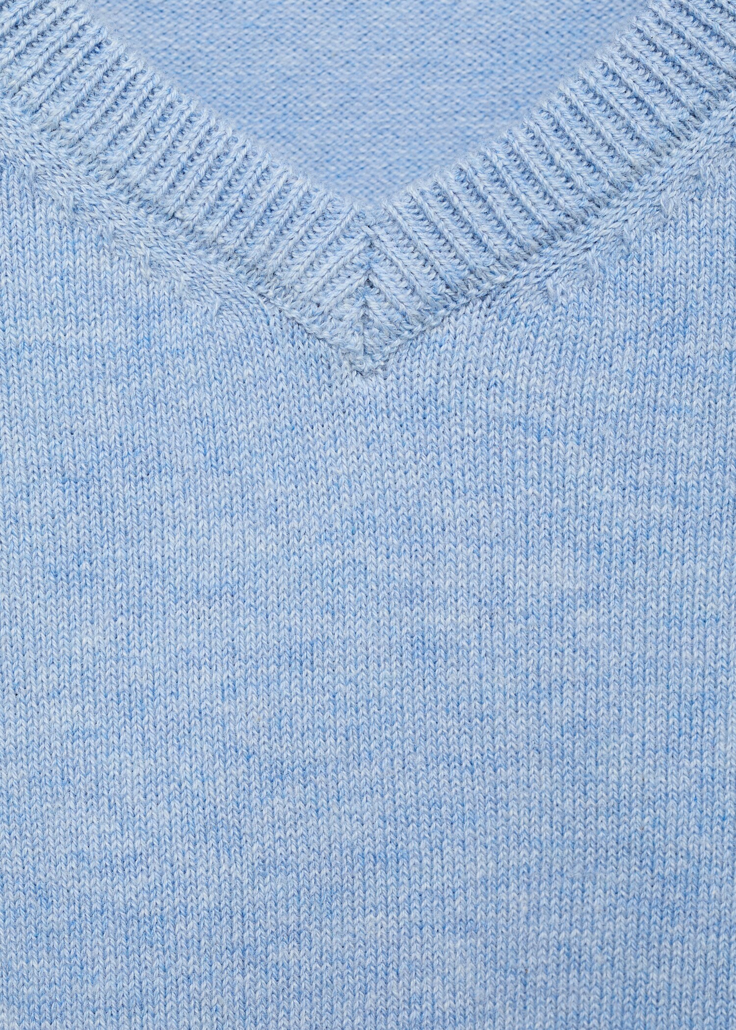 Pull-over à col en V - Détail de l'article 0