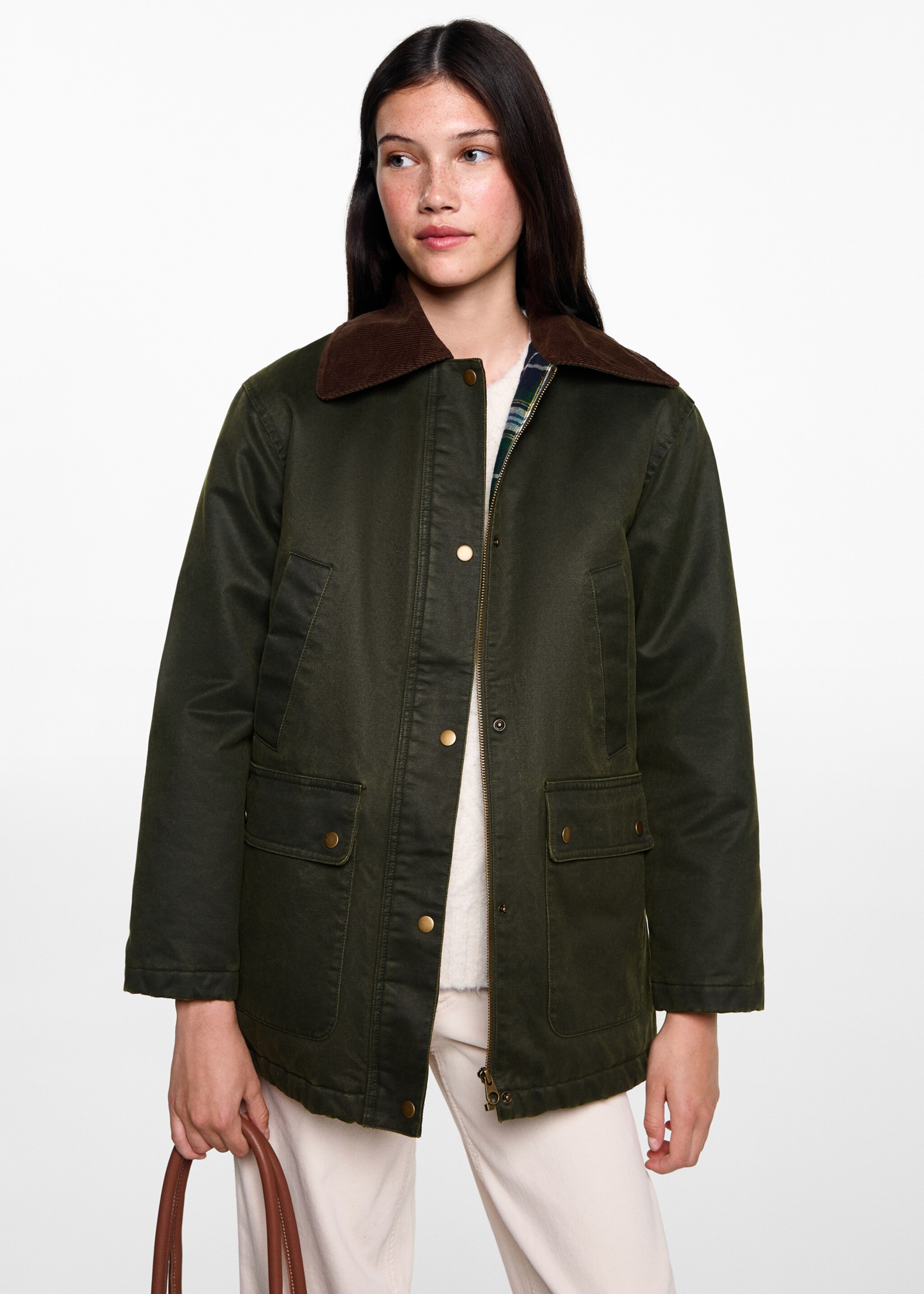 Parka efecto encerado larga - Plano medio, Verde. Ref: 77055631-00.