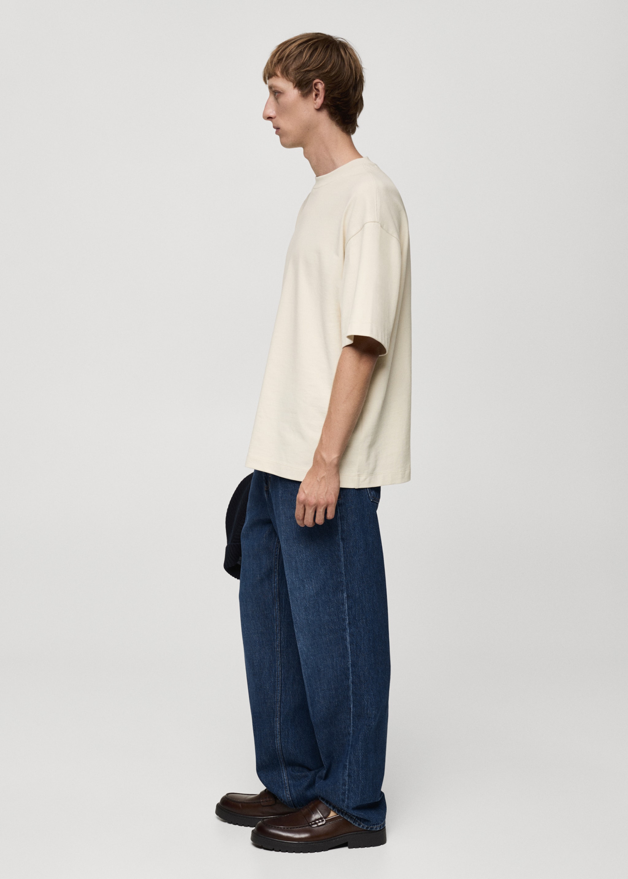 100% cotton oversized t-shirt - Details of the article 1, Ecru. Ref: 77055638-00.