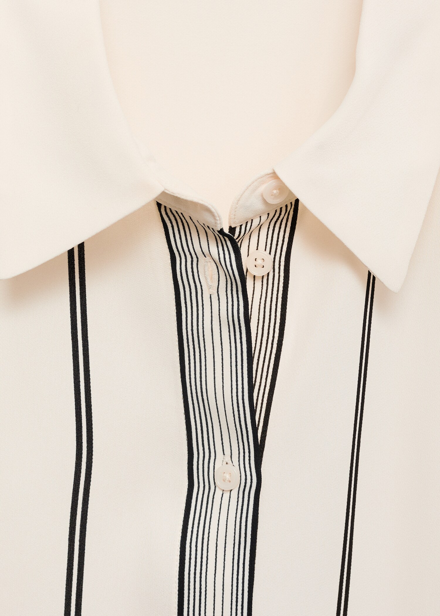 Hemd mit Kontrastdetails - Detail des Artikels 8