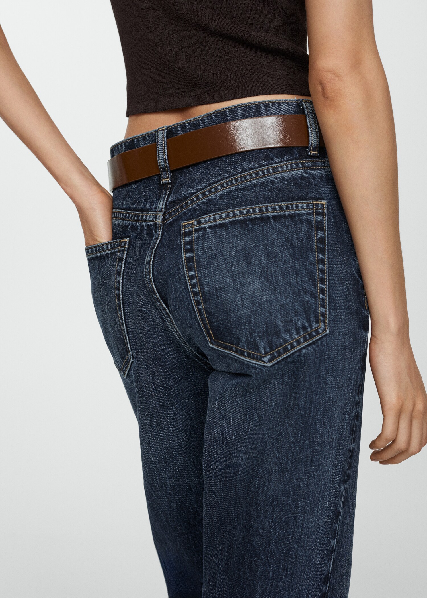 High waist straight jeans - Details of the article 6