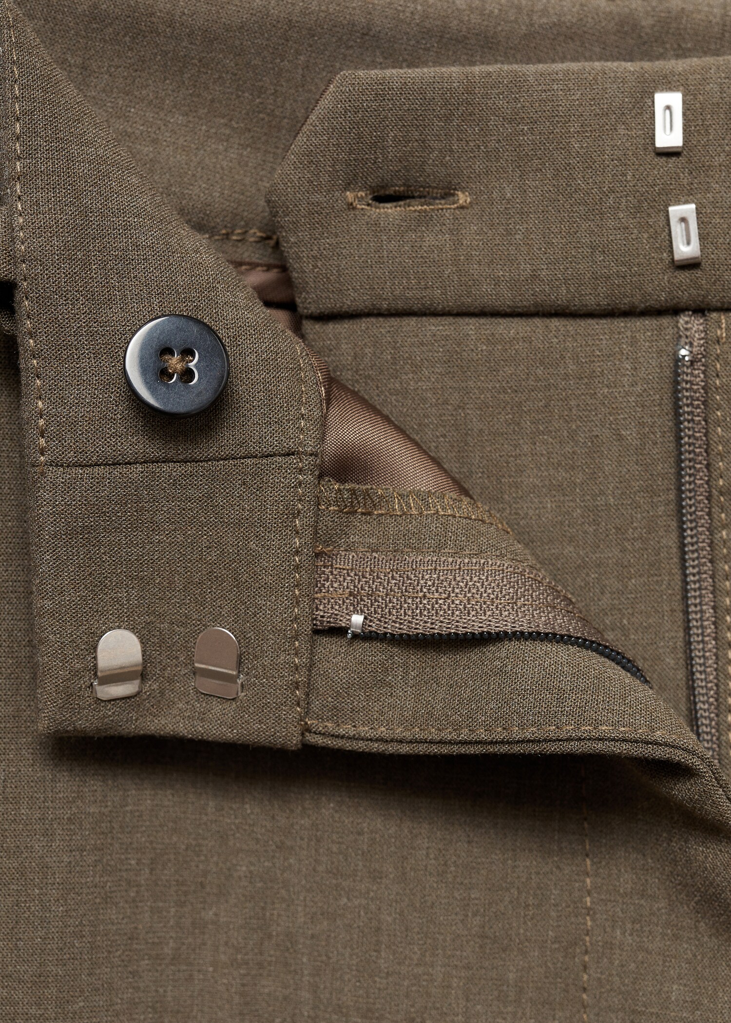 Pocket flared trousers - Details of the article 0