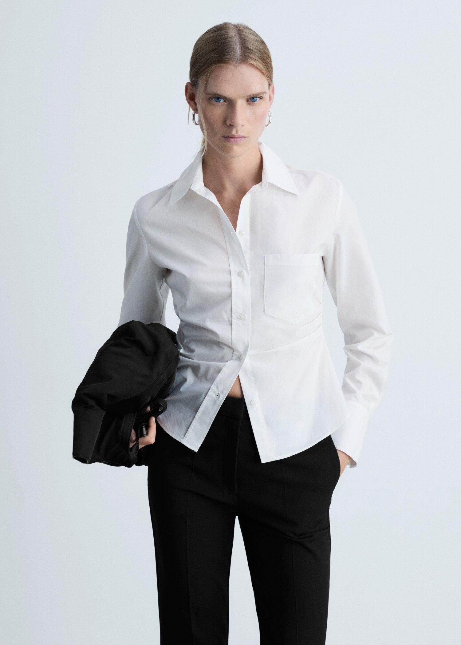 Pocket flared trousers - Details of the article 1
