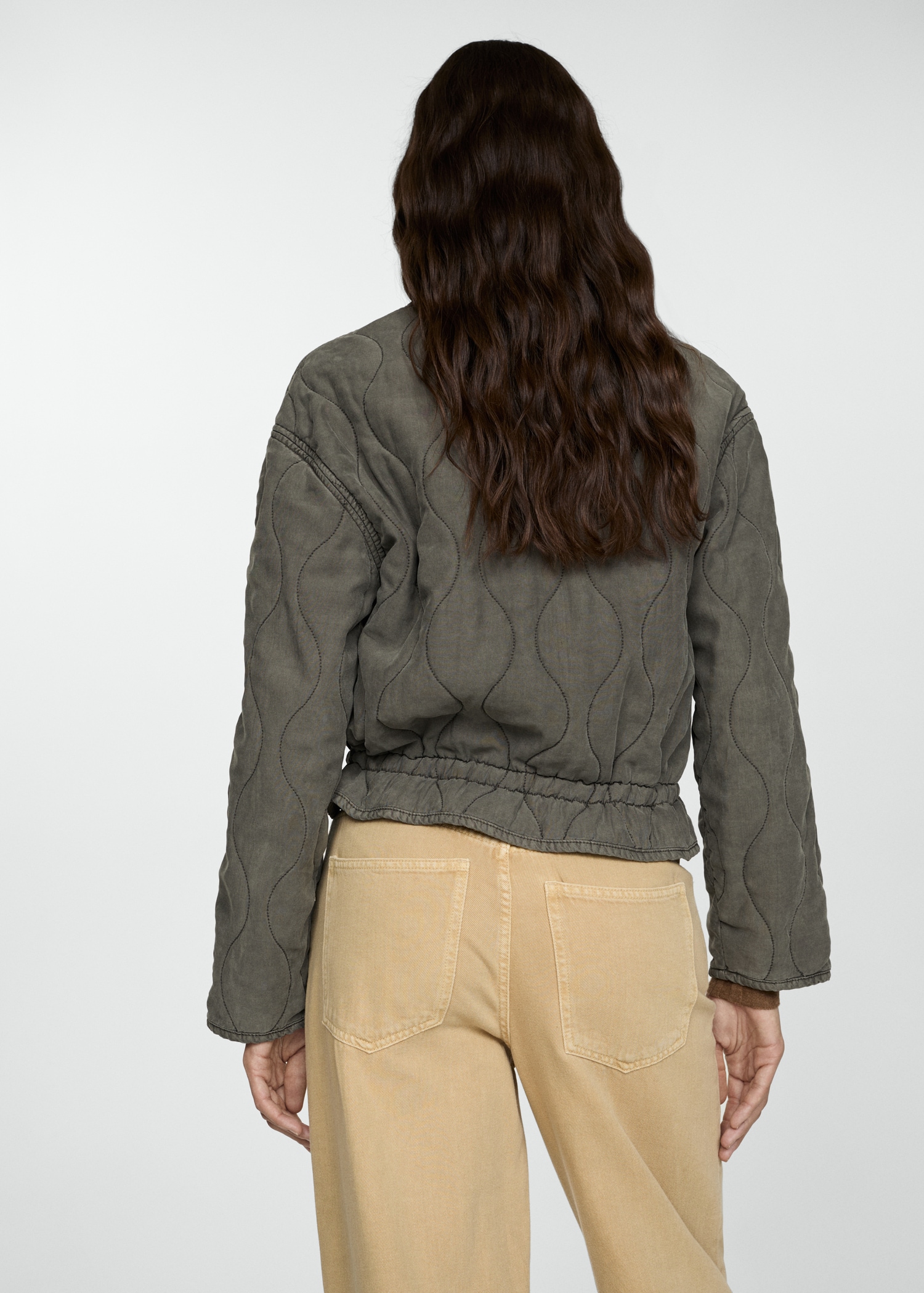 Gesteppte Jacke mit Raffdetails Damen MANGO OUTLET Deutschland