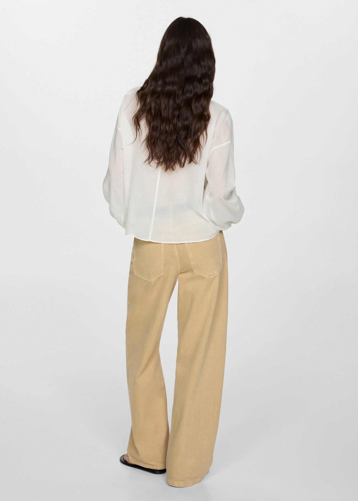 Embroidered details blouse - Reverse of the article