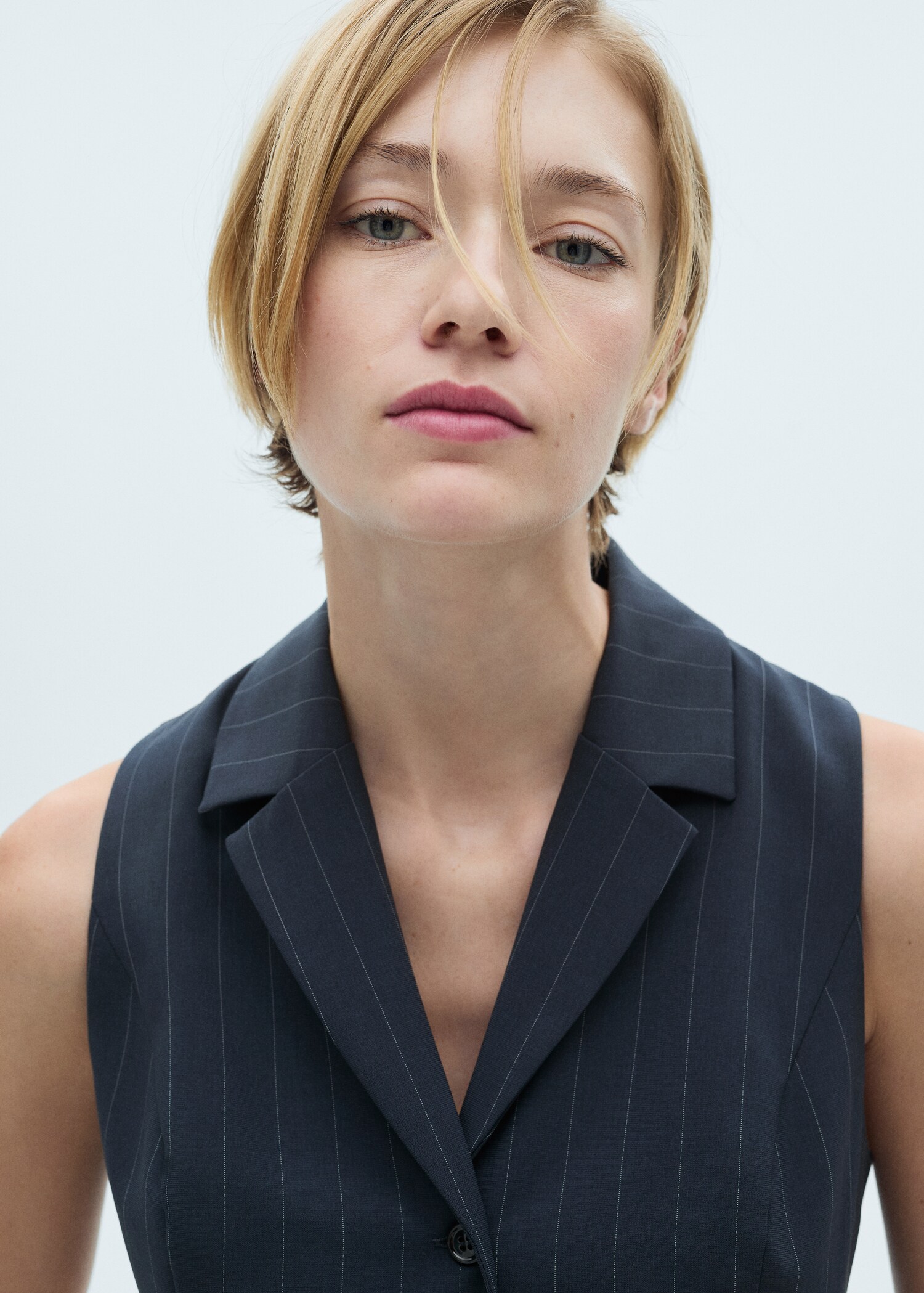 Long pinstripe jumpsuit - Details of the article 1