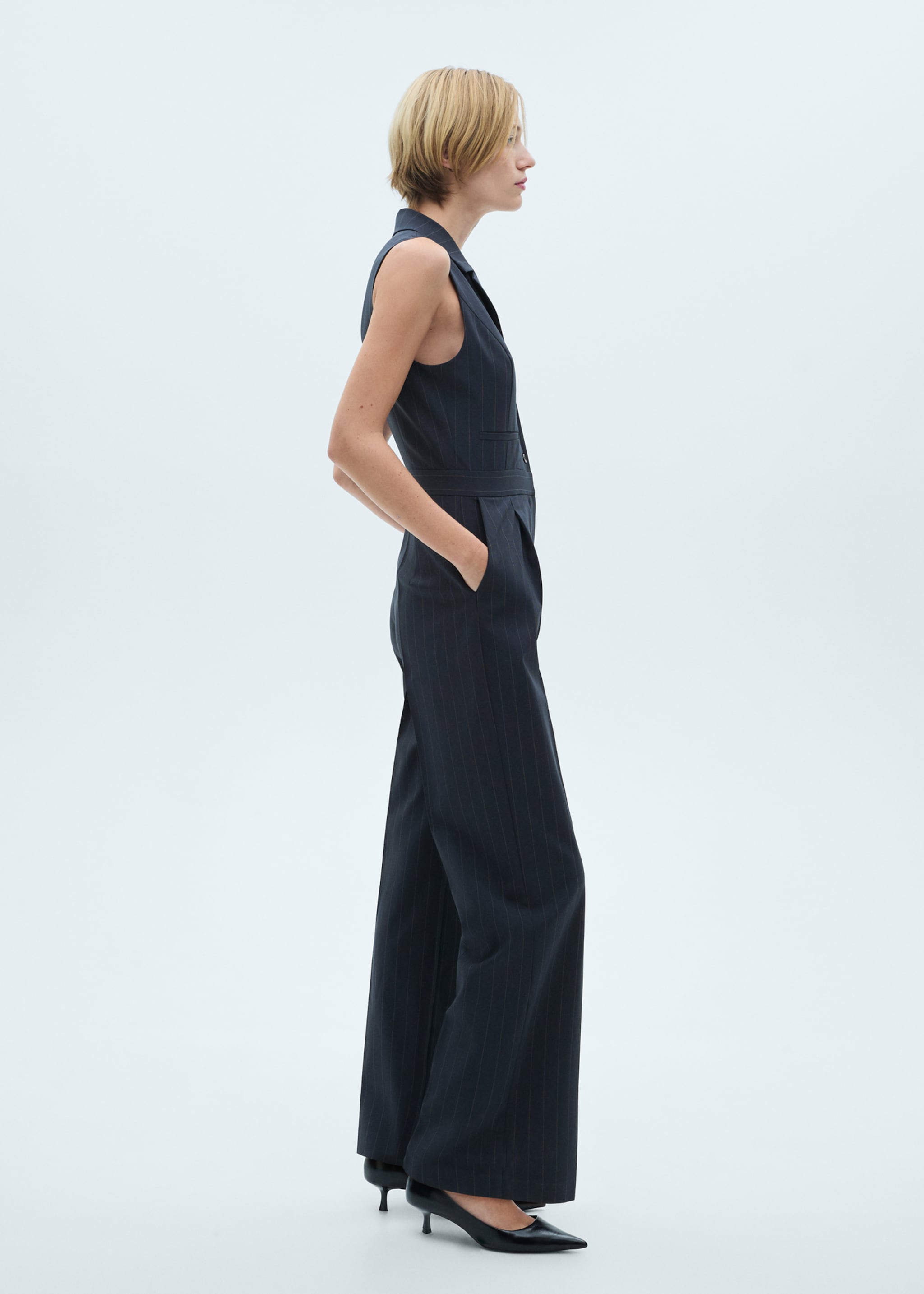 Long pinstripe jumpsuit - Details of the article 6, Dark Navy. Ref: 77055659-00.