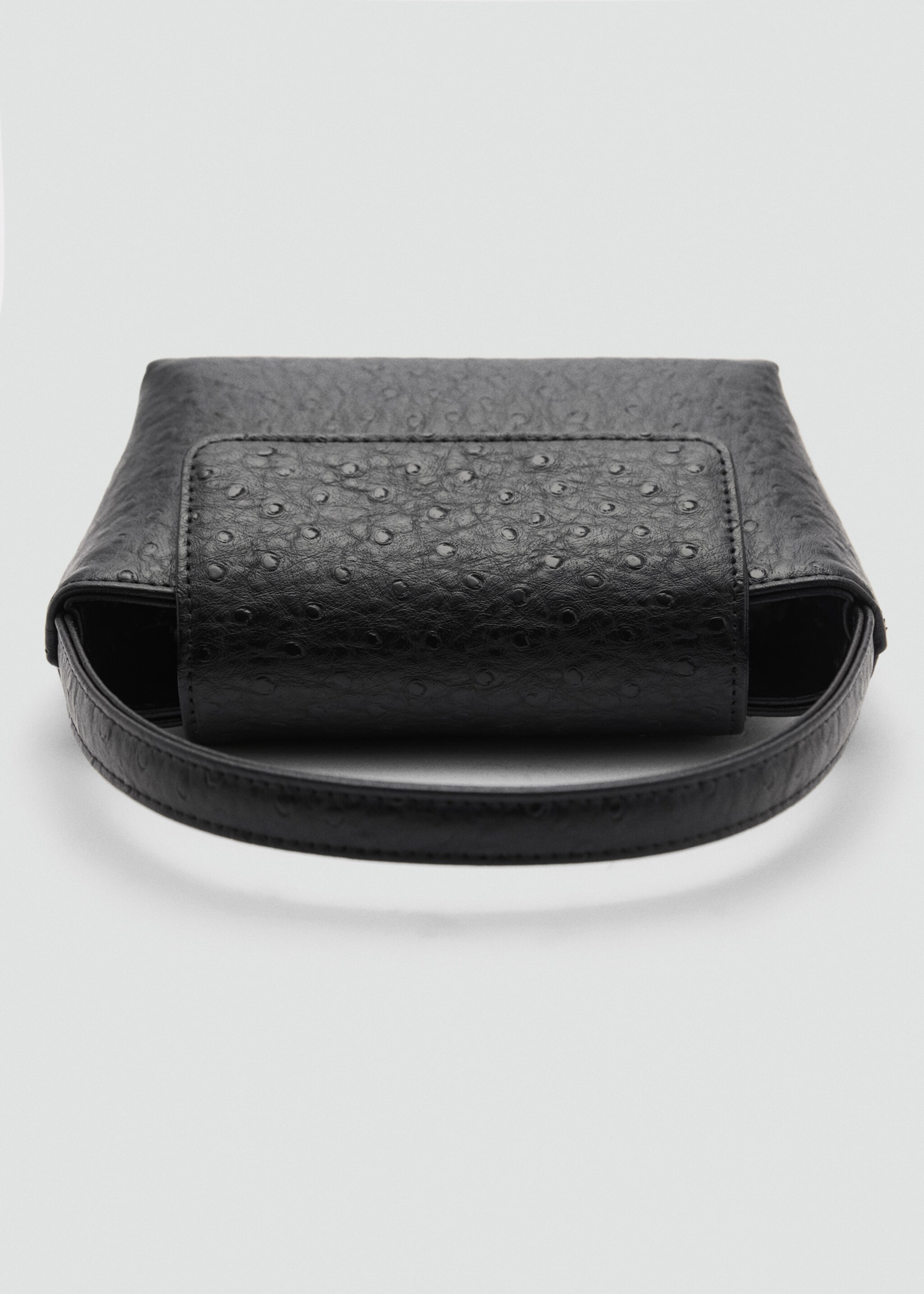Flap chain bag - Details of the article 3, Black. Ref: 77055662-00.